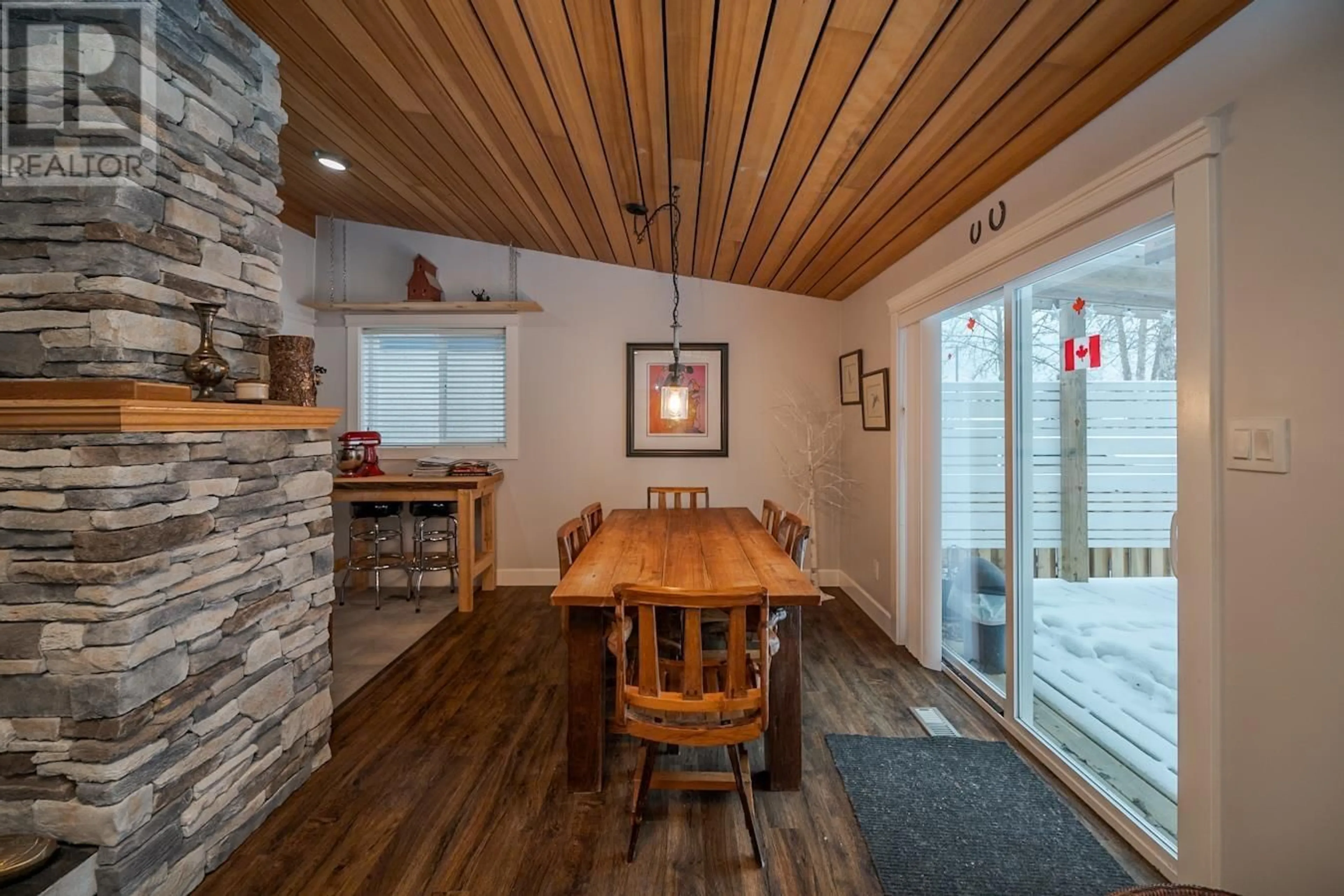 Dining room, wood/laminate floor for 6184 TRENT DRIVE, Prince George British Columbia V2N2G5