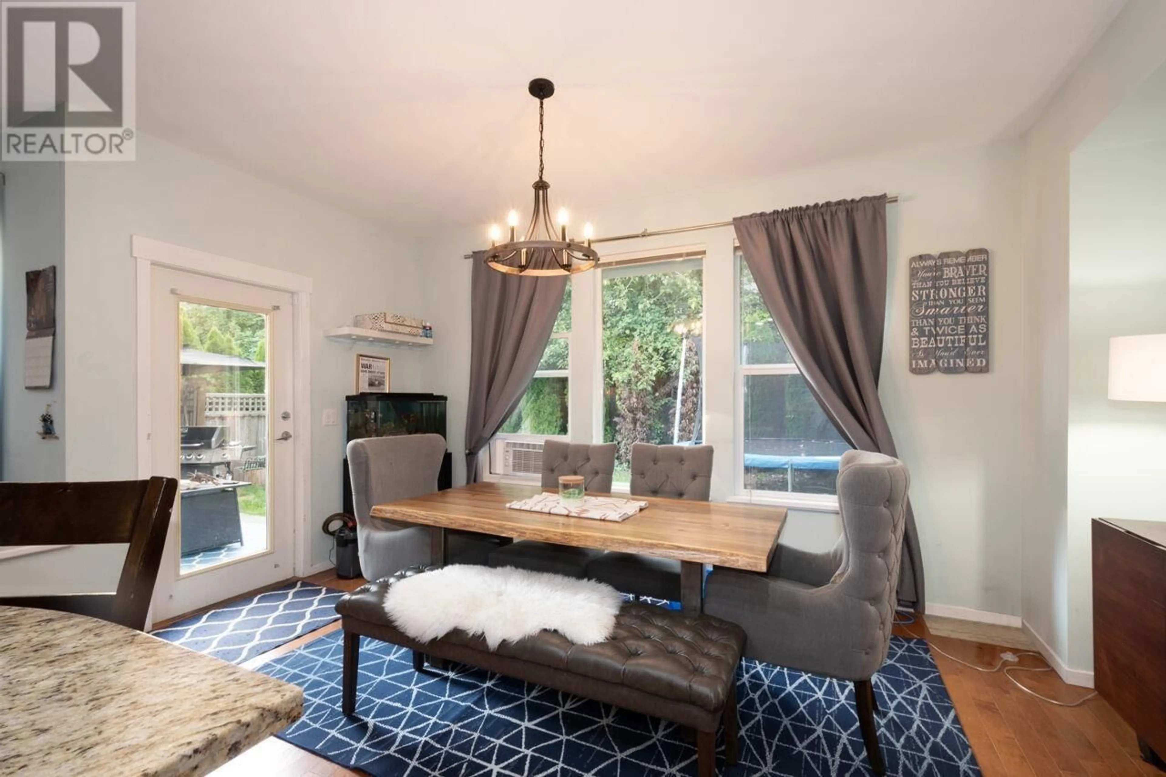 Dining room, wood/laminate floor for 99 MAPLE DRIVE, Port Moody British Columbia V3H0A7