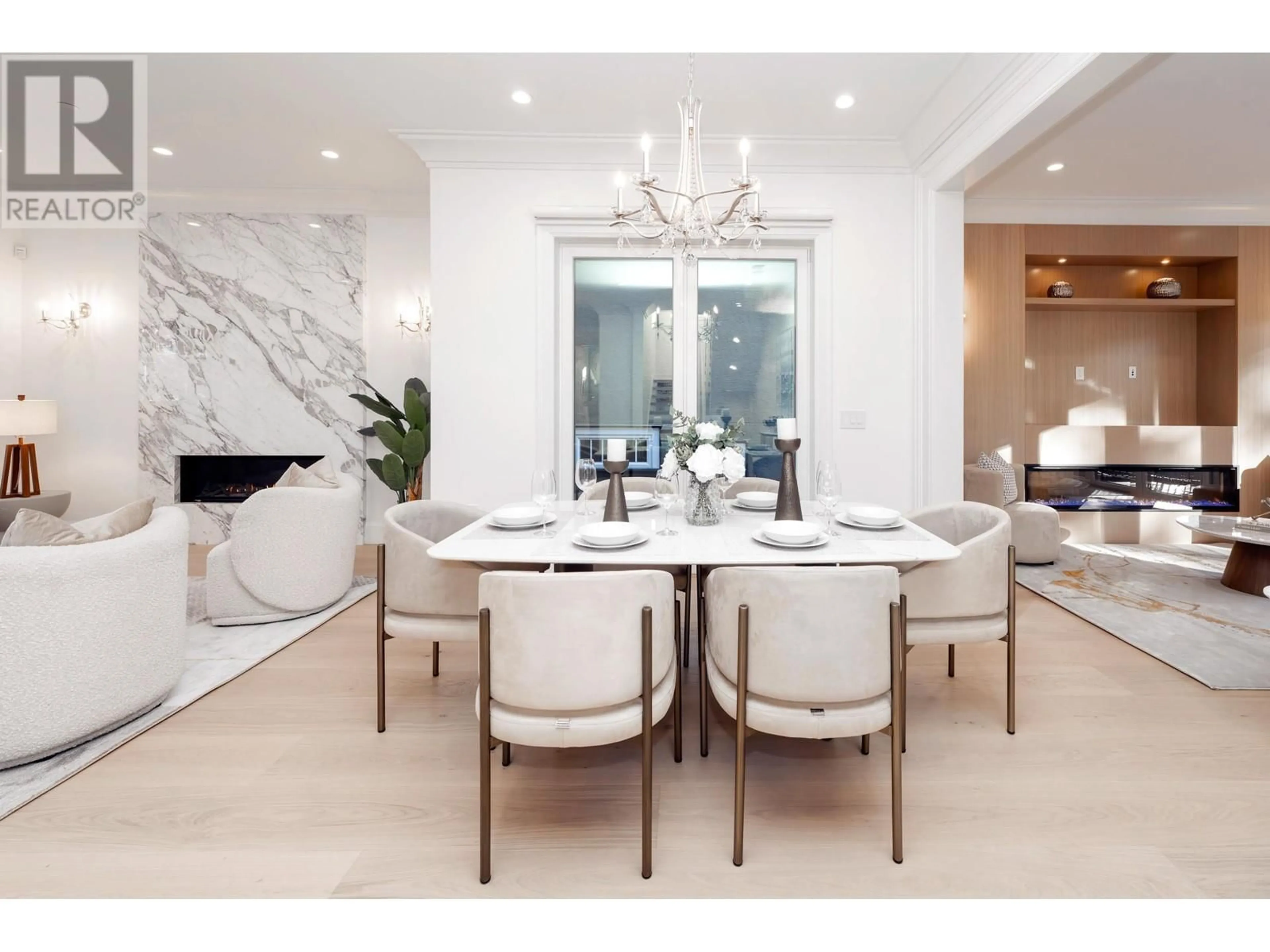 Dining room, ceramic/tile floor for 4582 W 14TH AVENUE, Vancouver British Columbia V6R2Y4