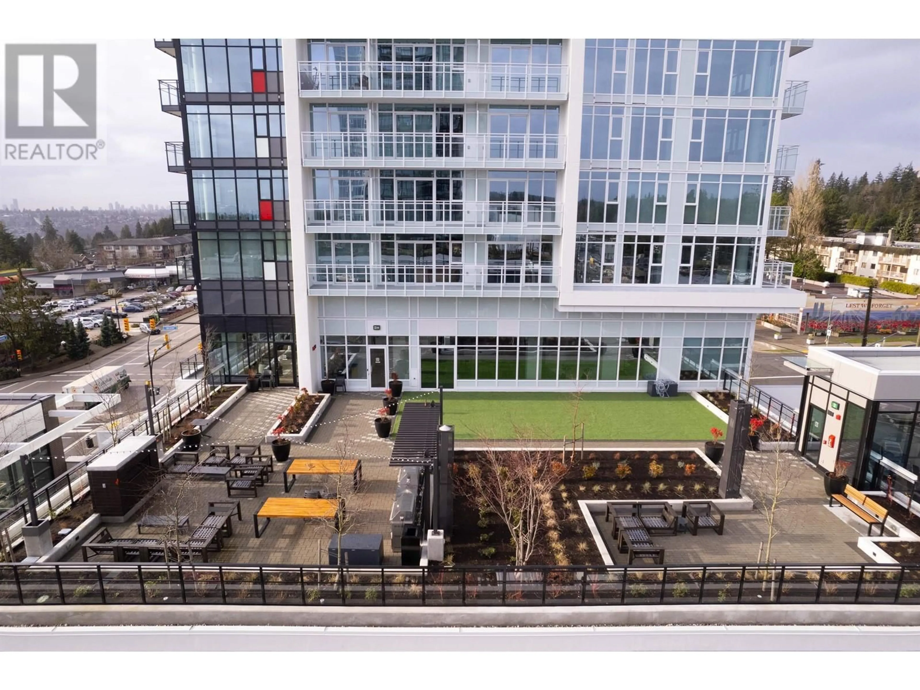 Patio, city buildings view from balcony for 1405 505 NELSON STREET, Coquitlam British Columbia V3J0R5