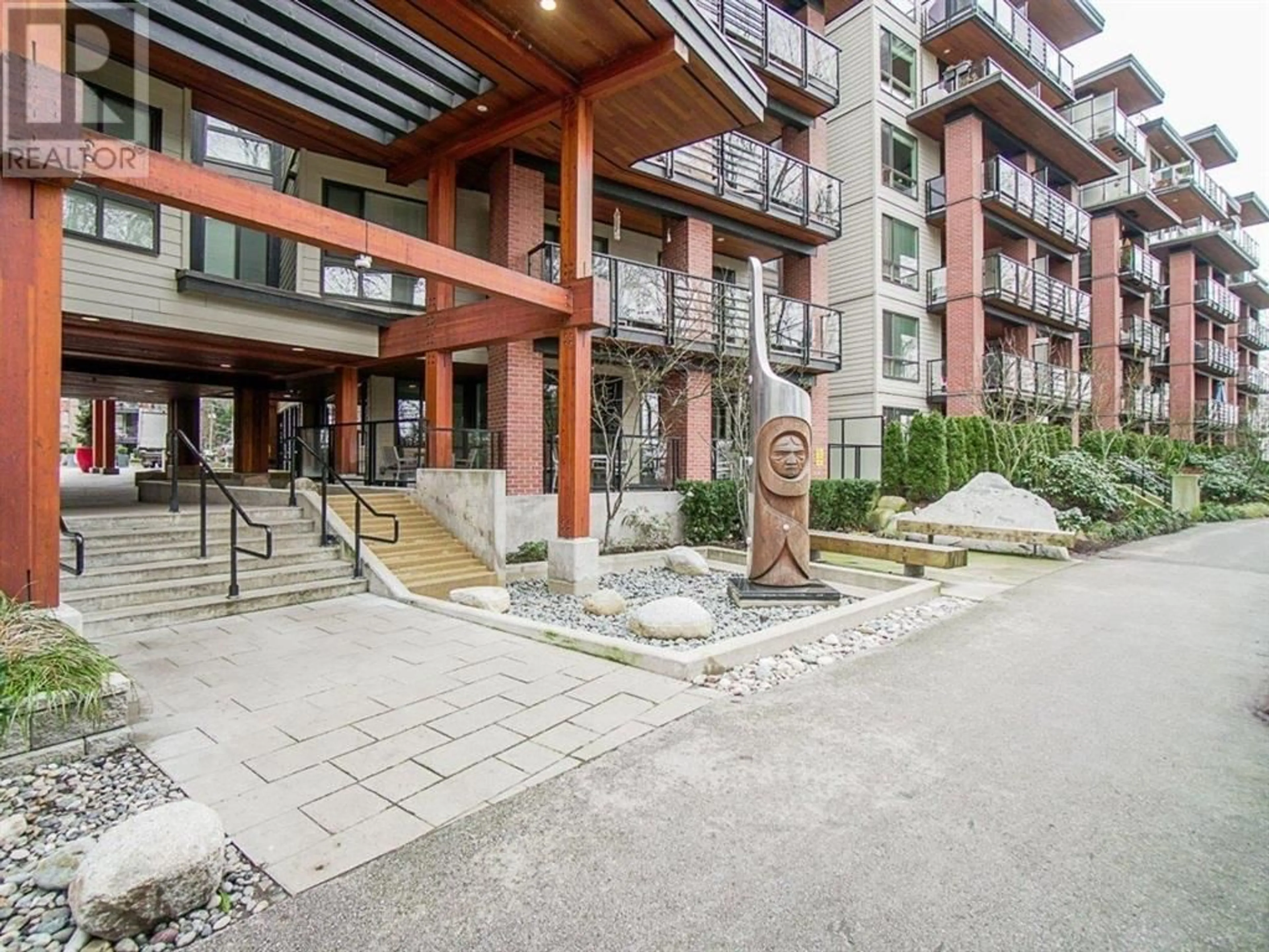 Patio, unknown for 309 733 W 3RD STREET, North Vancouver British Columbia V7M0C8