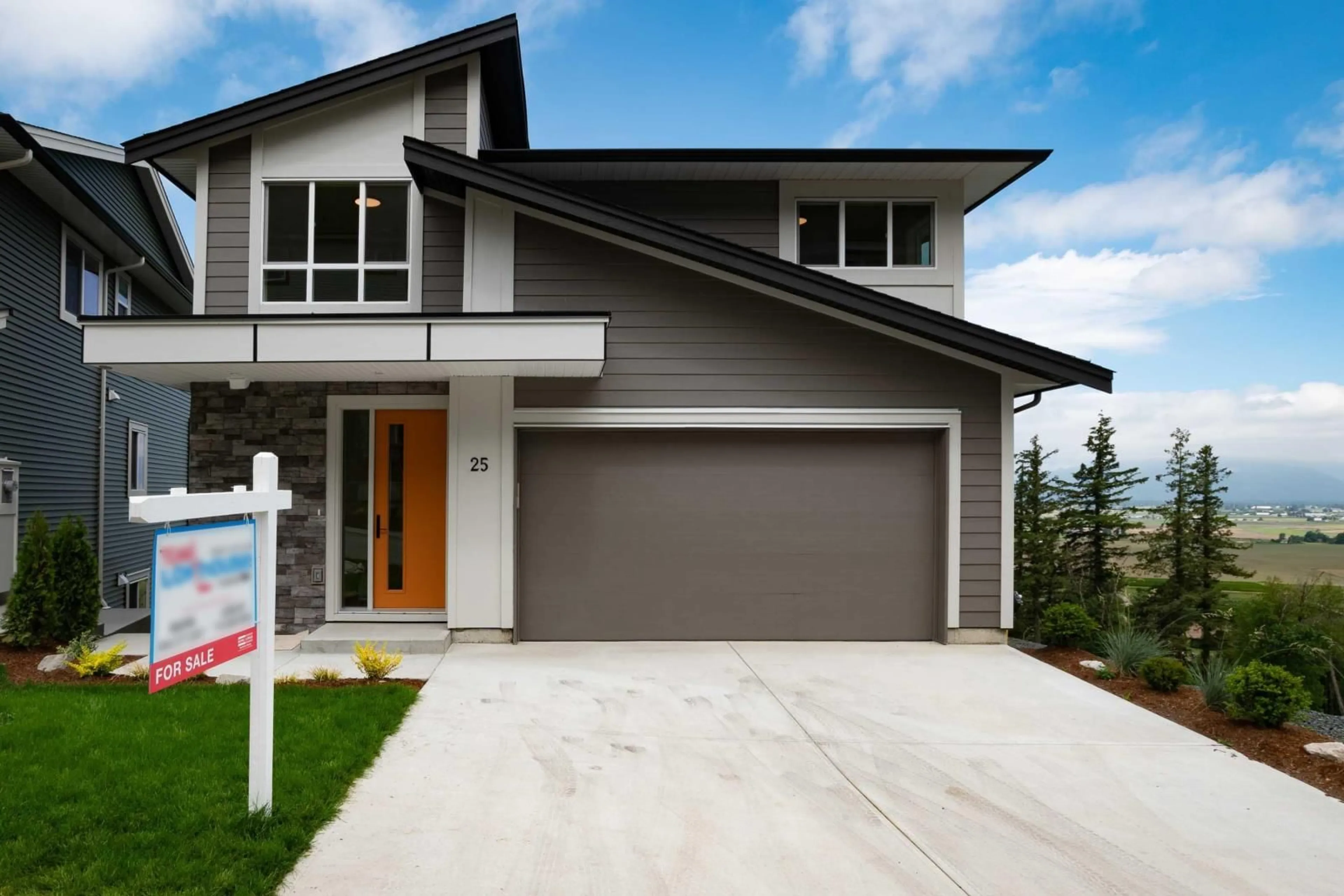 Home with vinyl exterior material, street for 25 6262 REXFORD DRIVE|Promontory, Chilliwack British Columbia V2R6B4