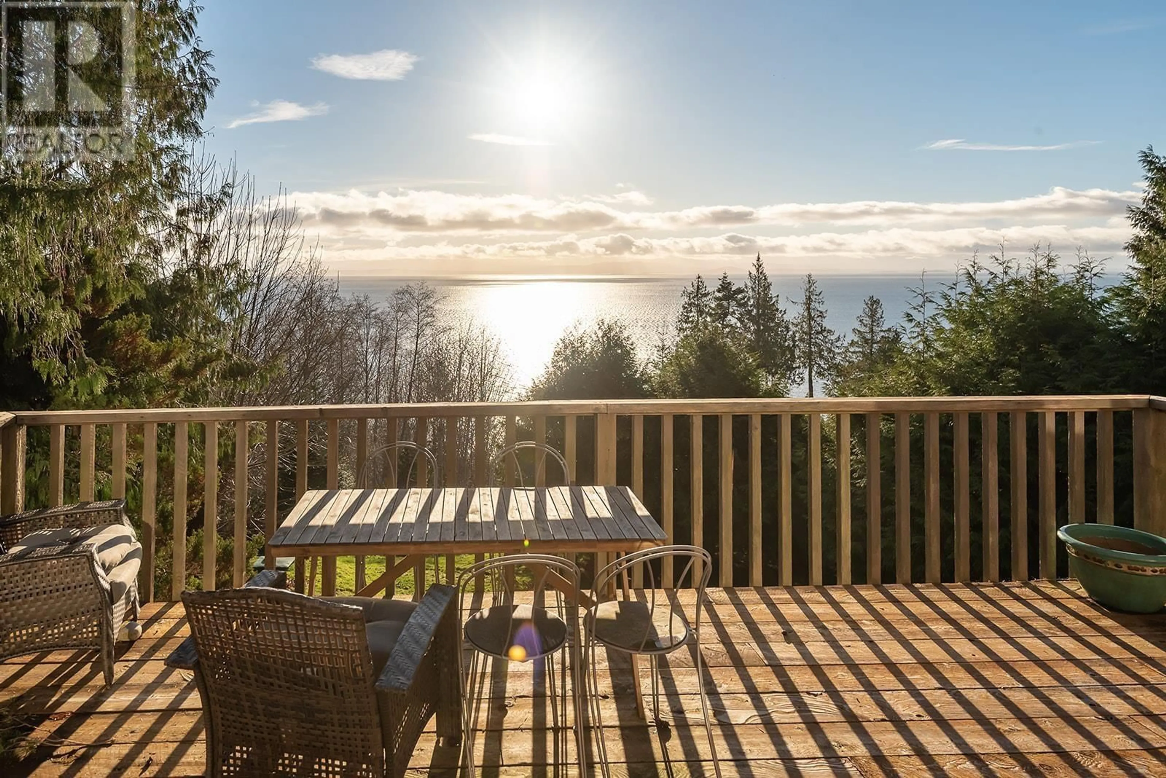 Patio, water/lake/river/ocean view for 7949 REDROOFFS ROAD, Halfmoon Bay British Columbia V7Z1C6