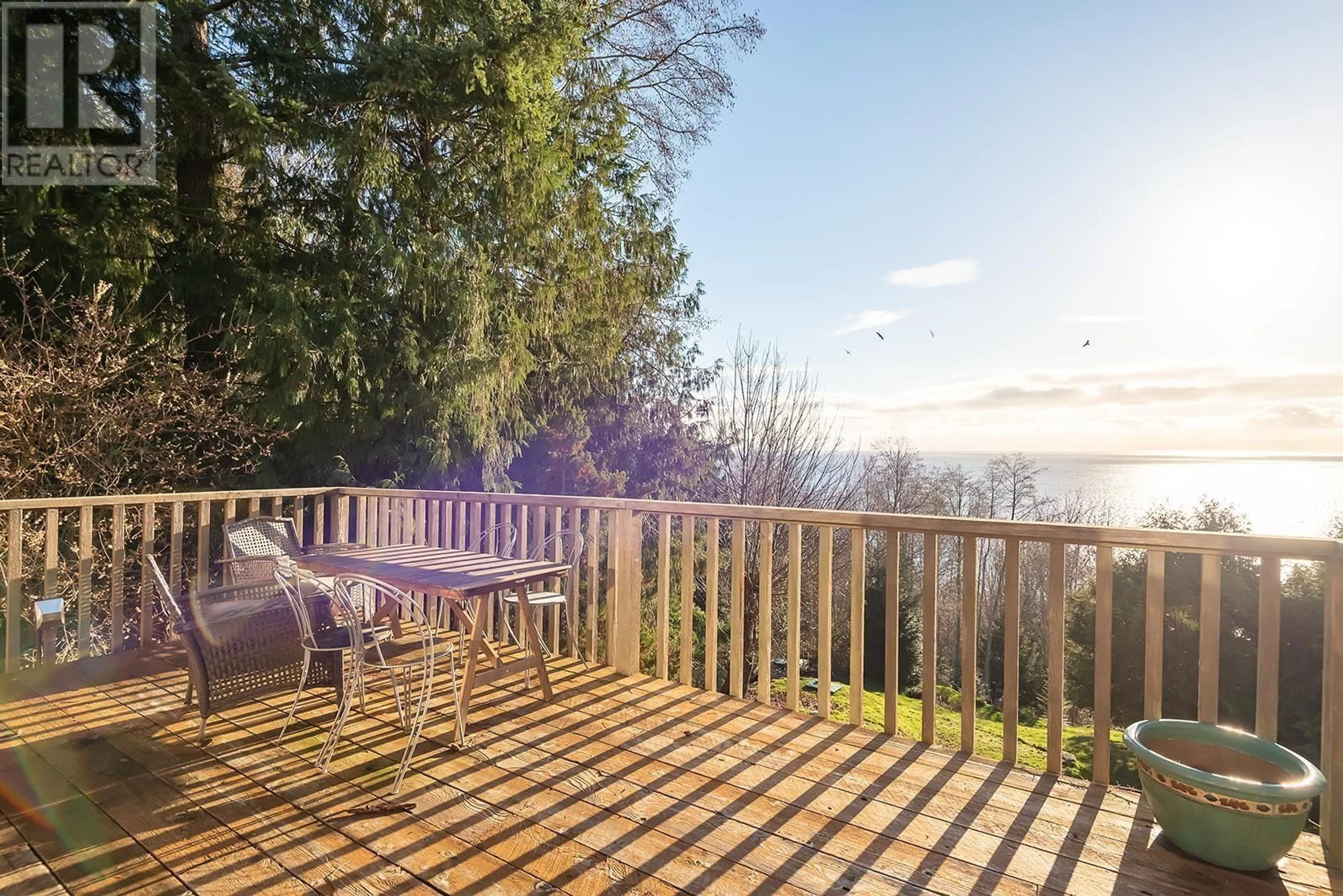 Patio, water/lake/river/ocean view for 7949 REDROOFFS ROAD, Halfmoon Bay British Columbia V7Z1C6