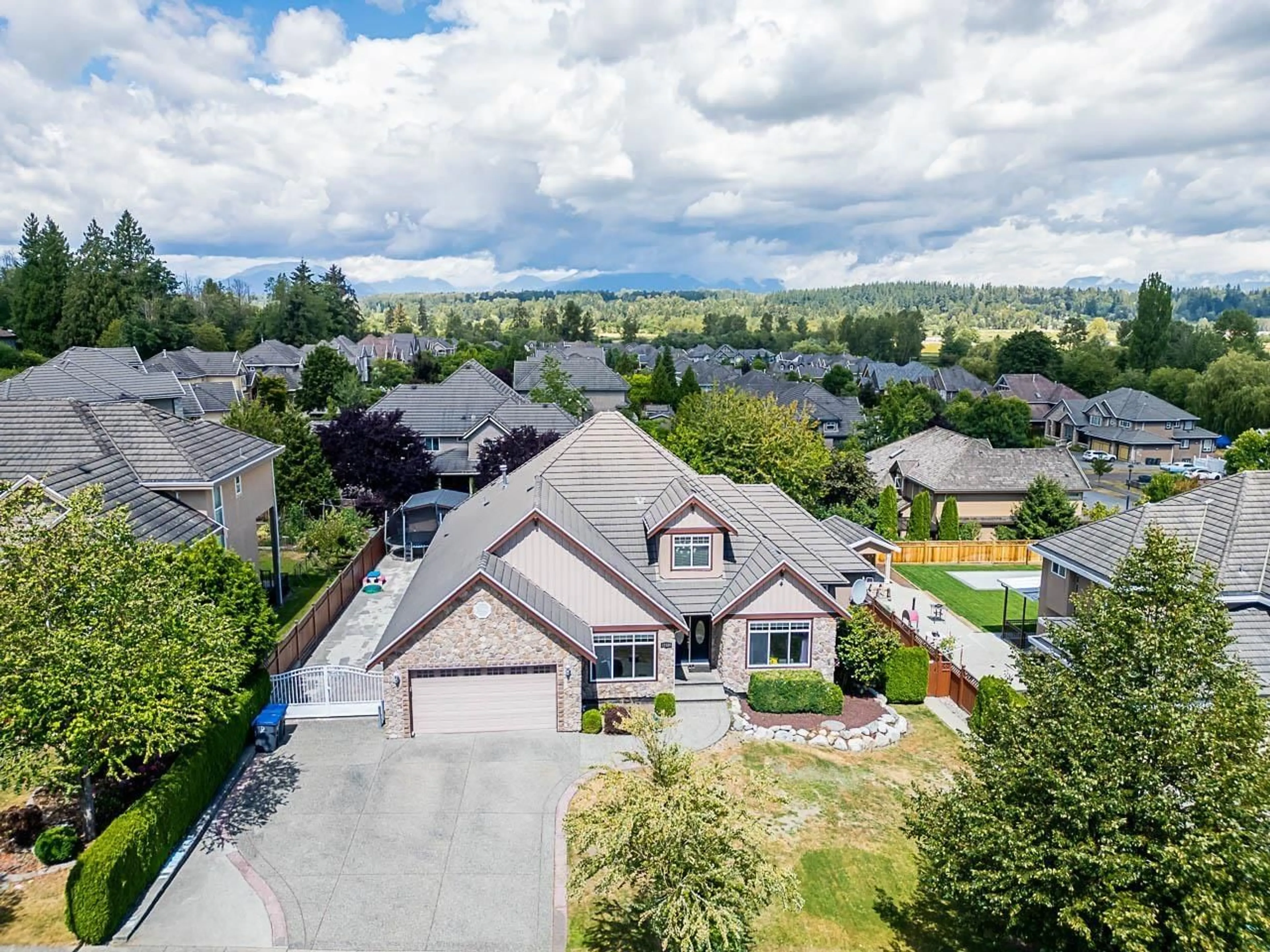 A pic from outside/outdoor area/front of a property/back of a property/a pic from drone, water/lake/river/ocean view for 17125 84 AVENUE, Surrey British Columbia V4N0A9