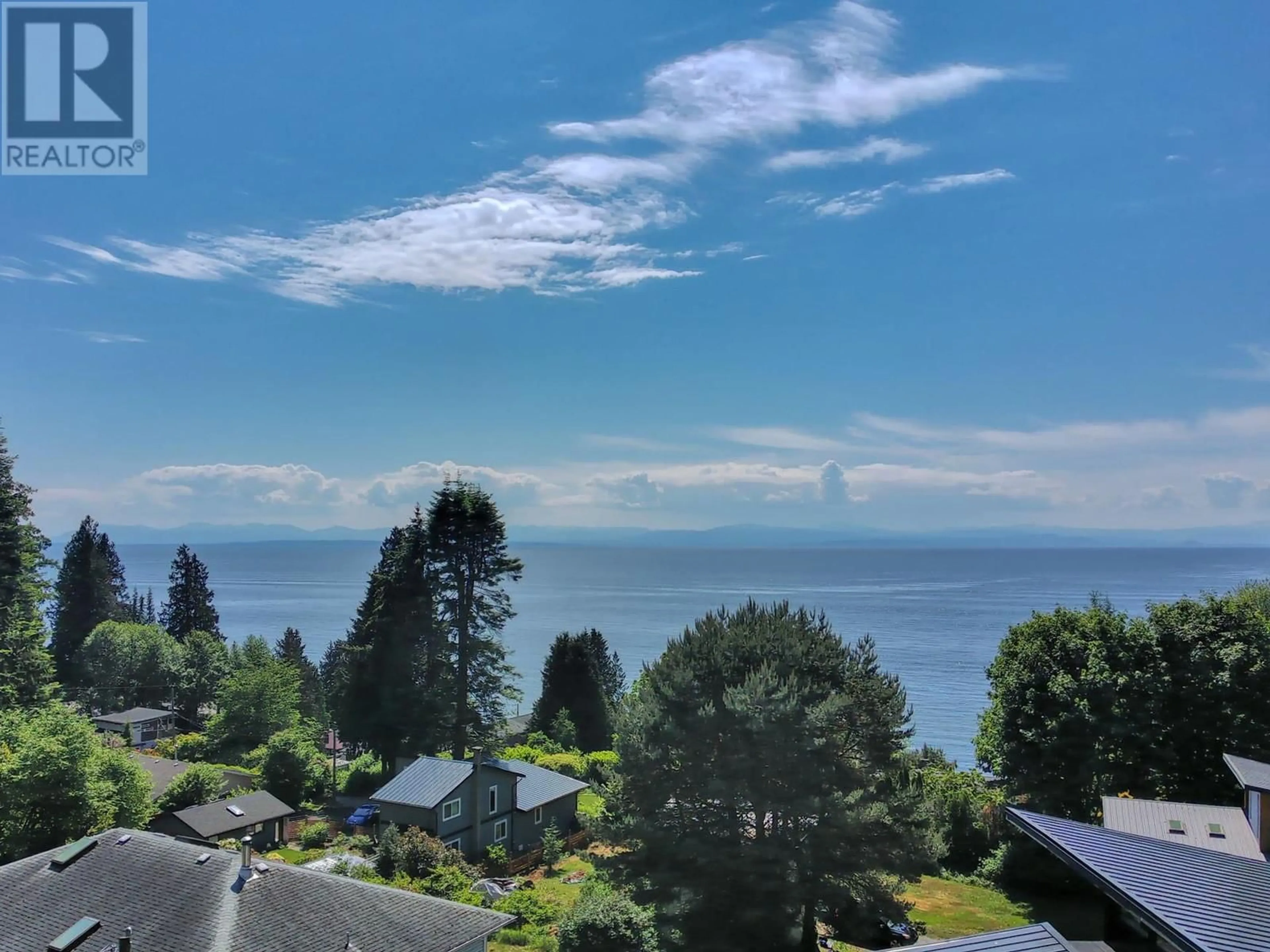 A pic from outside/outdoor area/front of a property/back of a property/a pic from drone, water/lake/river/ocean view for 1664 GOWER POINT ROAD, Gibsons British Columbia V0N1V5