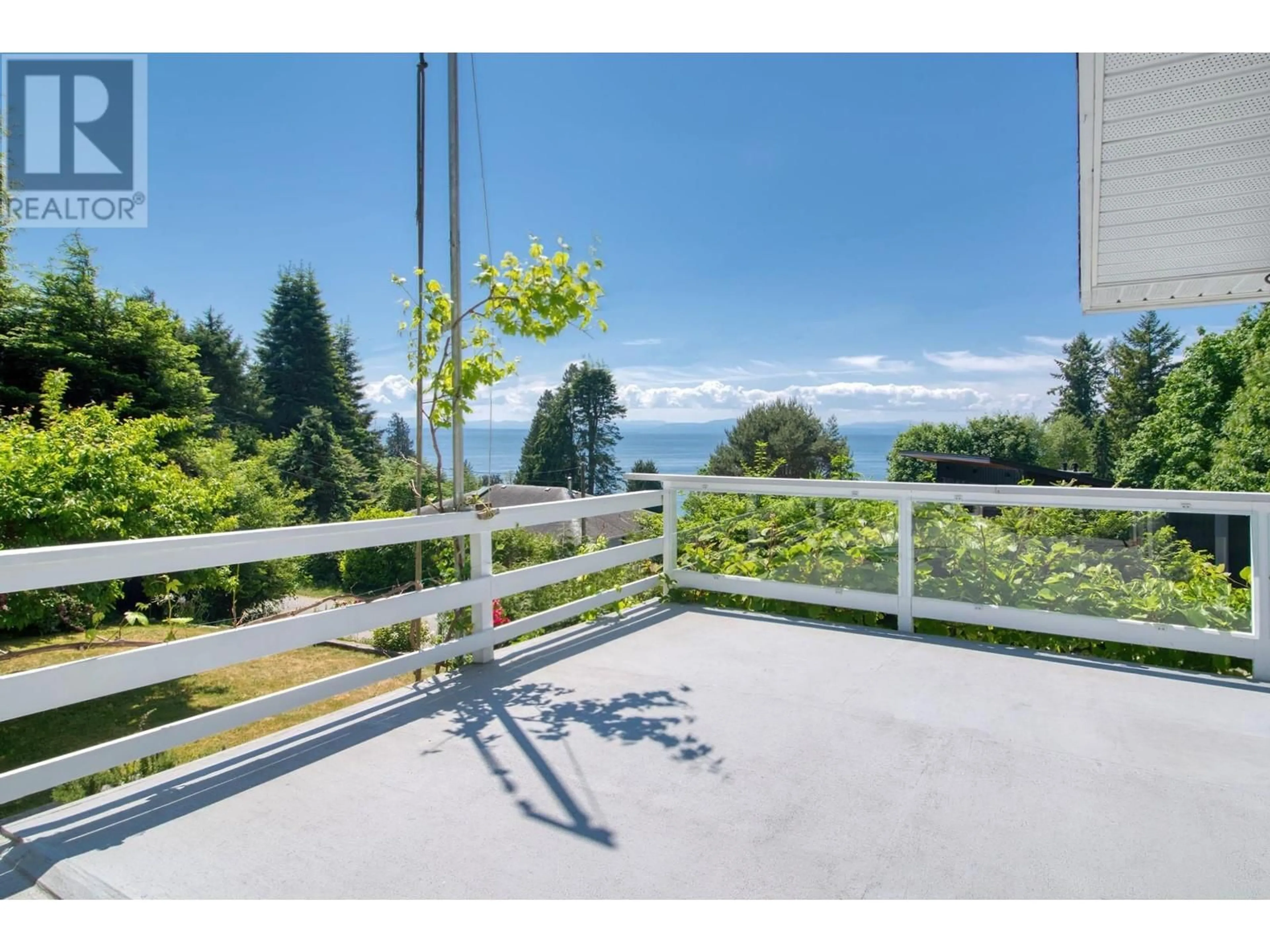 Patio, water/lake/river/ocean view for 1664 GOWER POINT ROAD, Gibsons British Columbia V0N1V5