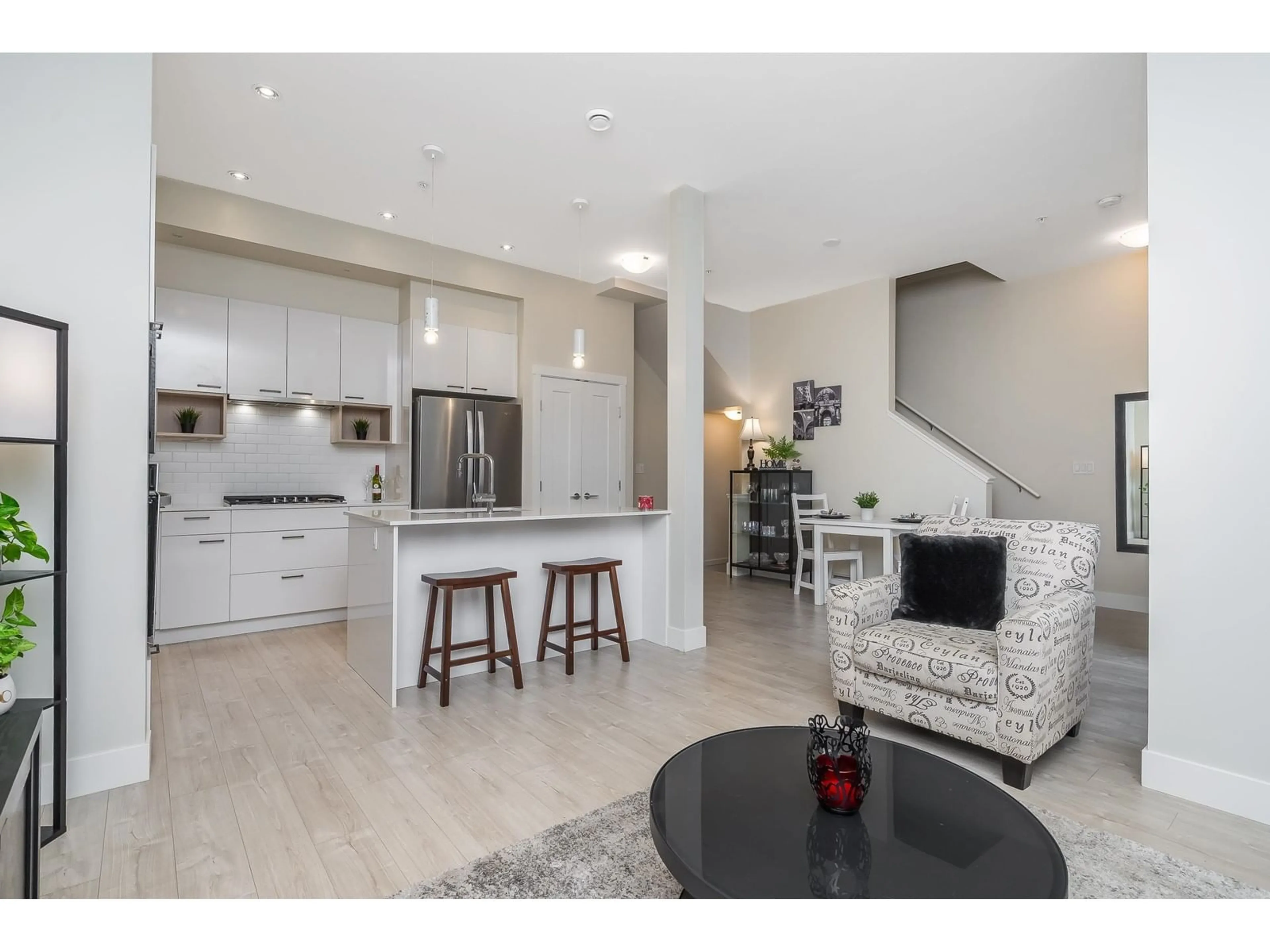 Open concept kitchen, unknown for 27 20852 78B AVENUE, Langley British Columbia V2Y0X6