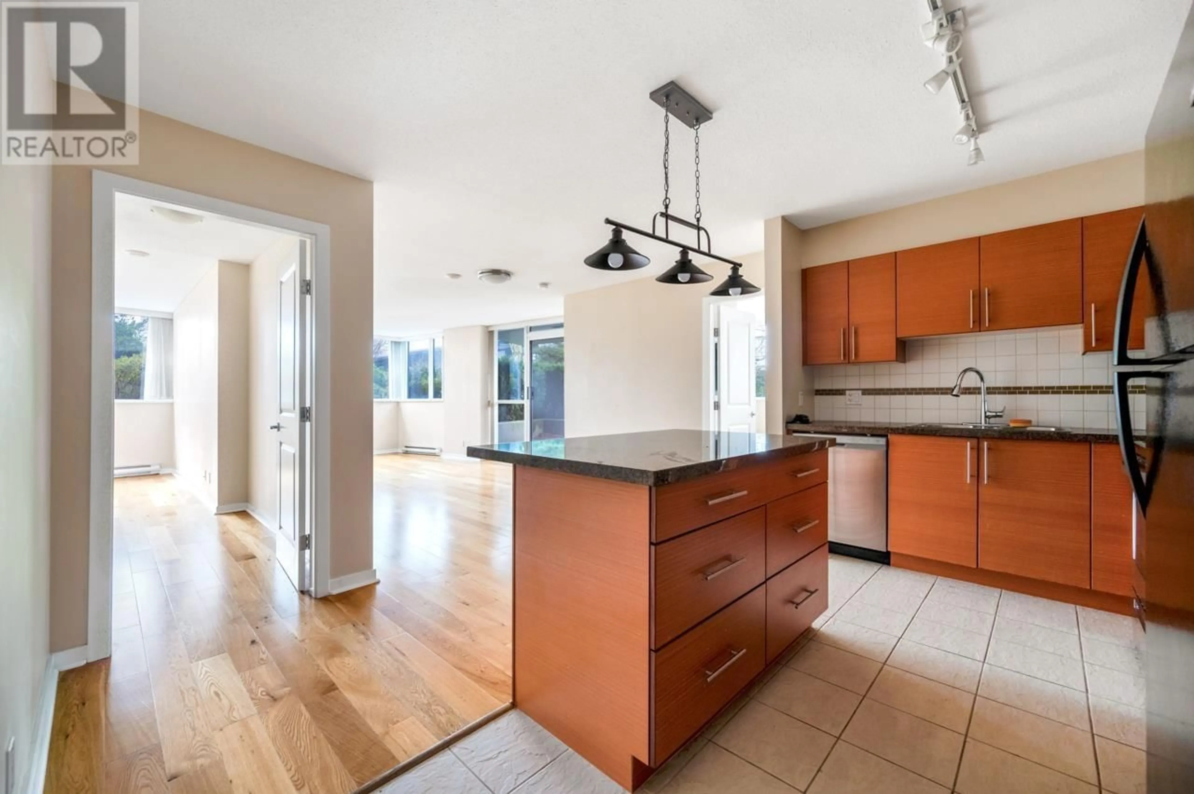 Open concept kitchen, ceramic/tile floor for 406 2225 HOLDOM AVENUE, Burnaby British Columbia V5B0A1