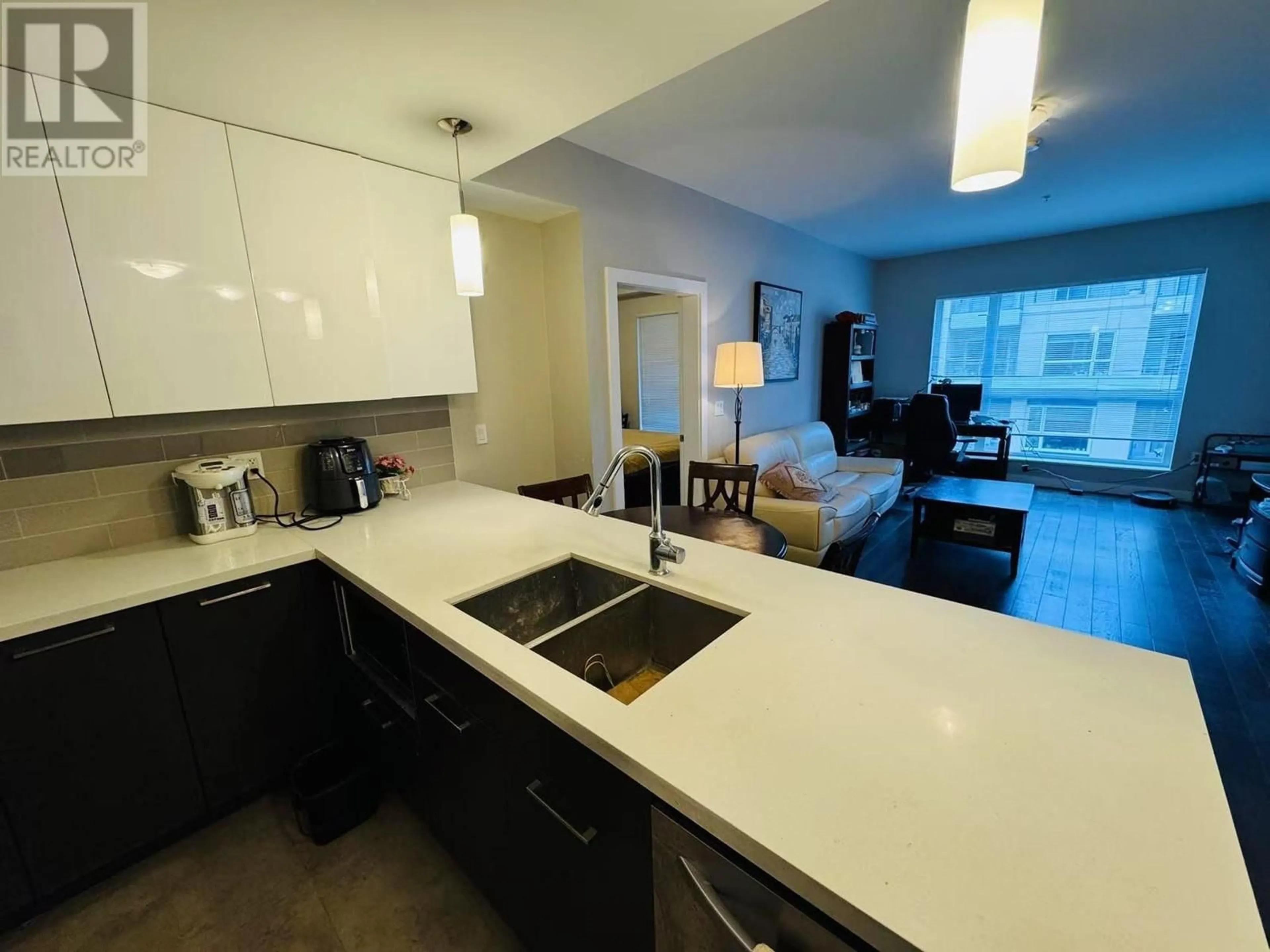 Open concept kitchen, ceramic/tile floor for 508 5399 CEDARBRIDGE WAY, Richmond British Columbia V6X0L6