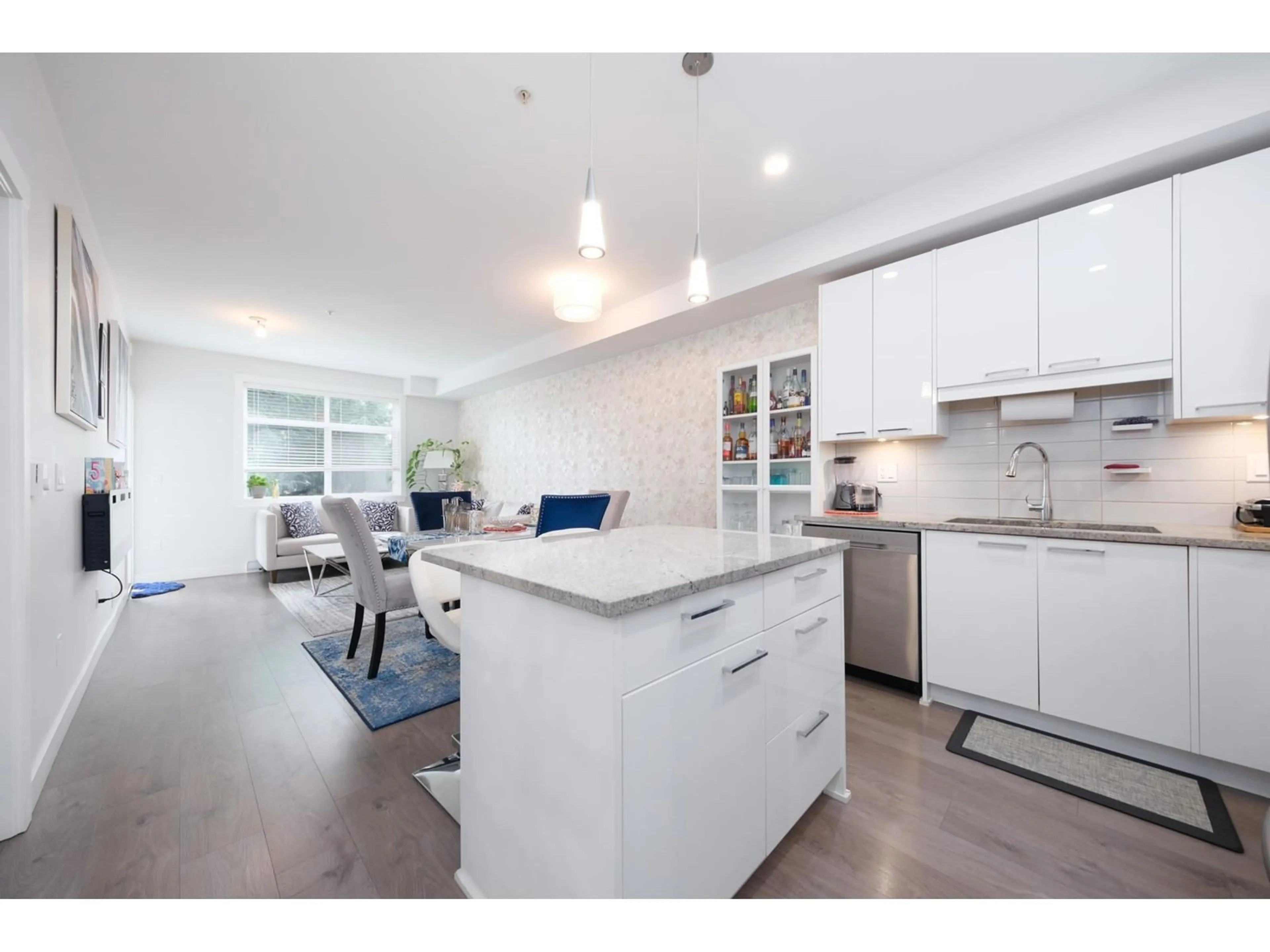 Open concept kitchen, unknown for 317 20696 EASTLEIGH CRESCENT, Langley British Columbia V3A4C4