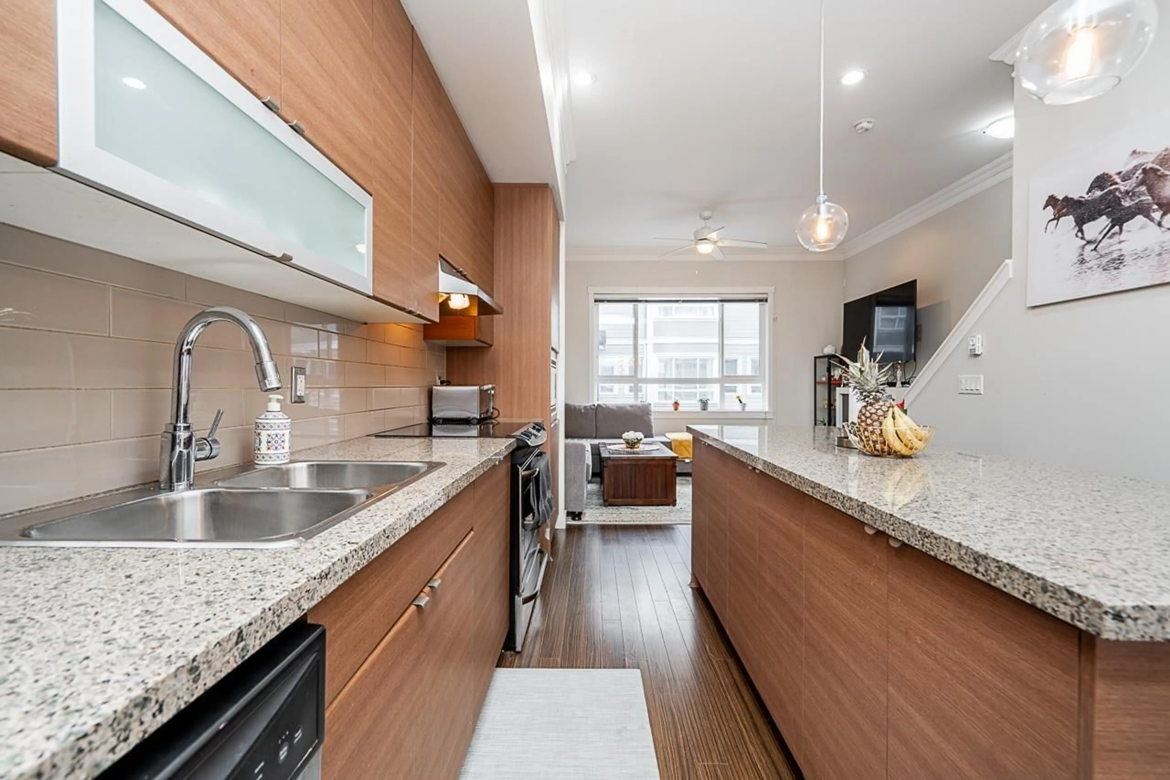 Open concept kitchen, unknown for 37 2955 156 AVENUE, Surrey British Columbia V3Z2W8