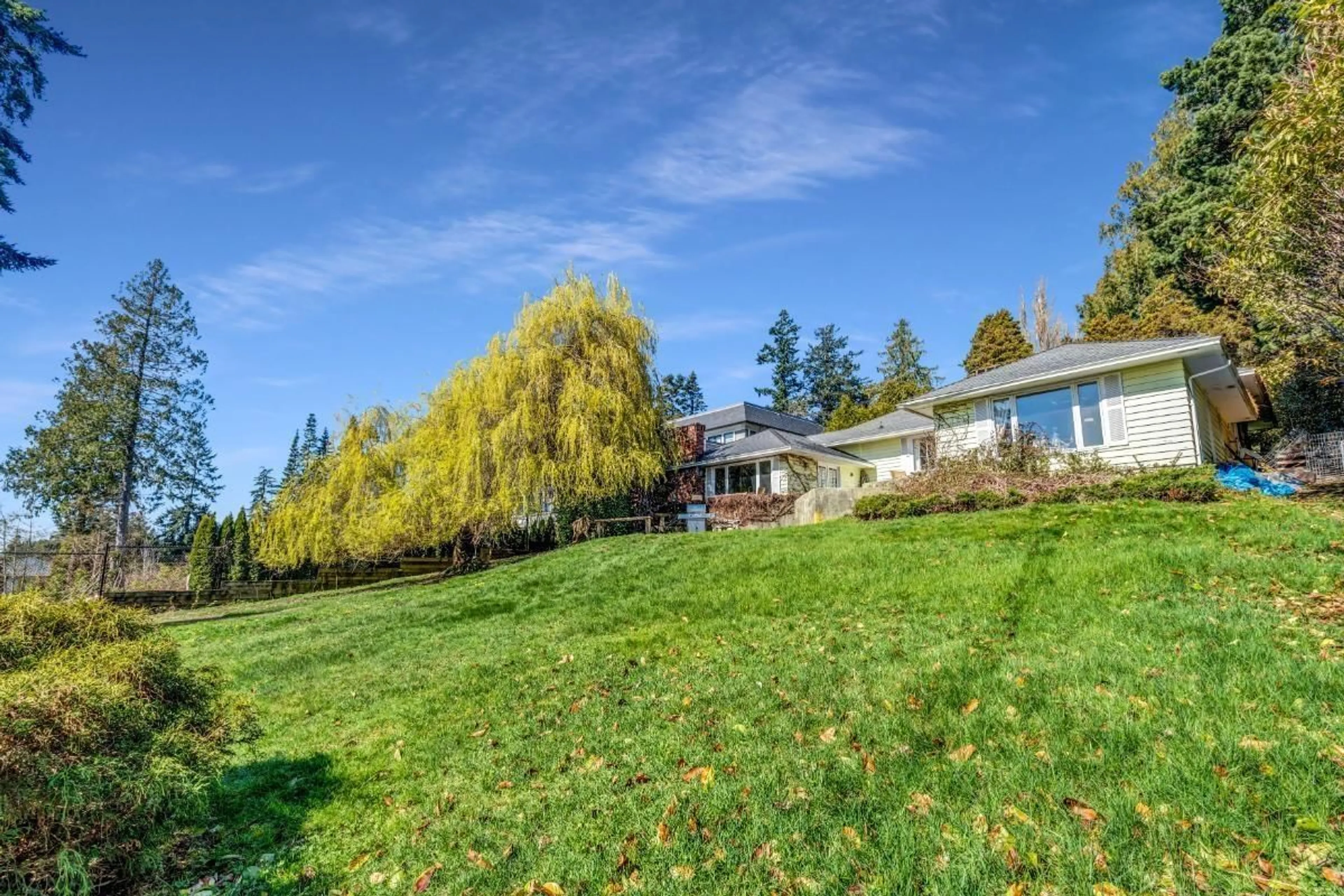 A pic from outside/outdoor area/front of a property/back of a property/a pic from drone, water/lake/river/ocean view for 13706 MARINE DRIVE, White Rock British Columbia V4B1A4