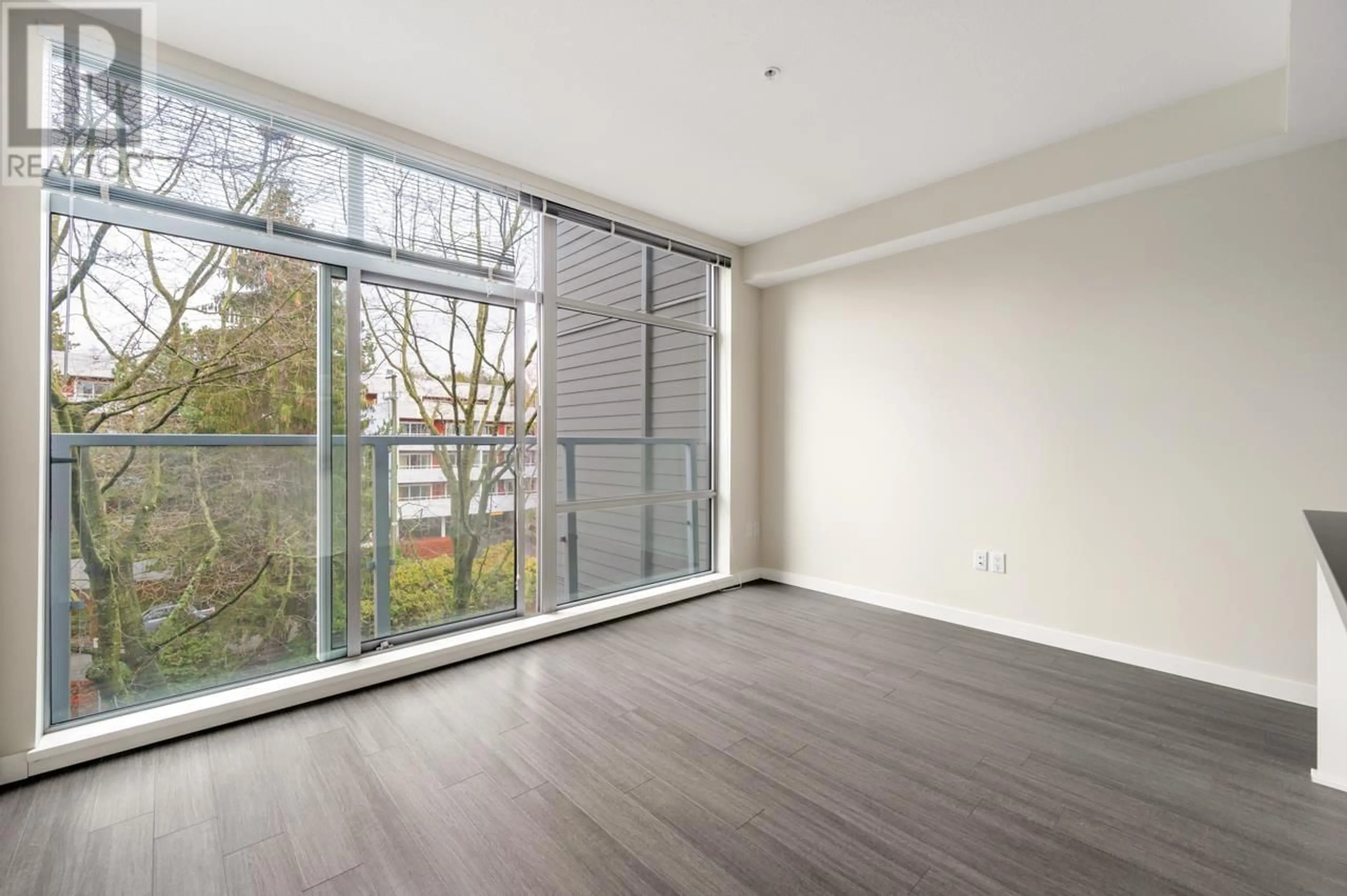 A pic of a room for 417 255 W 1ST STREET, North Vancouver British Columbia V7M3G8