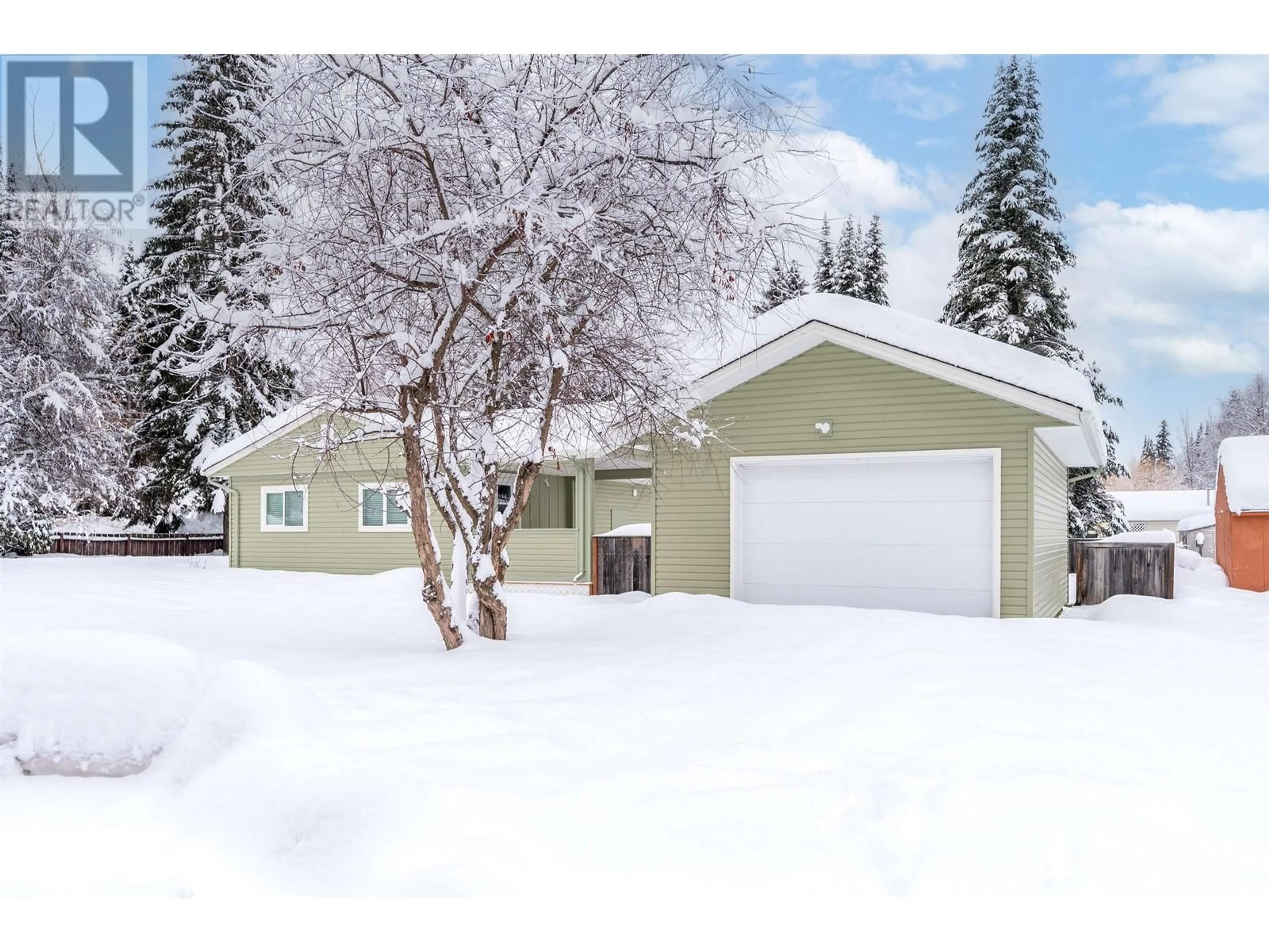 Indoor garage for 6846 S KELLY ROAD, Prince George British Columbia V2K2G9