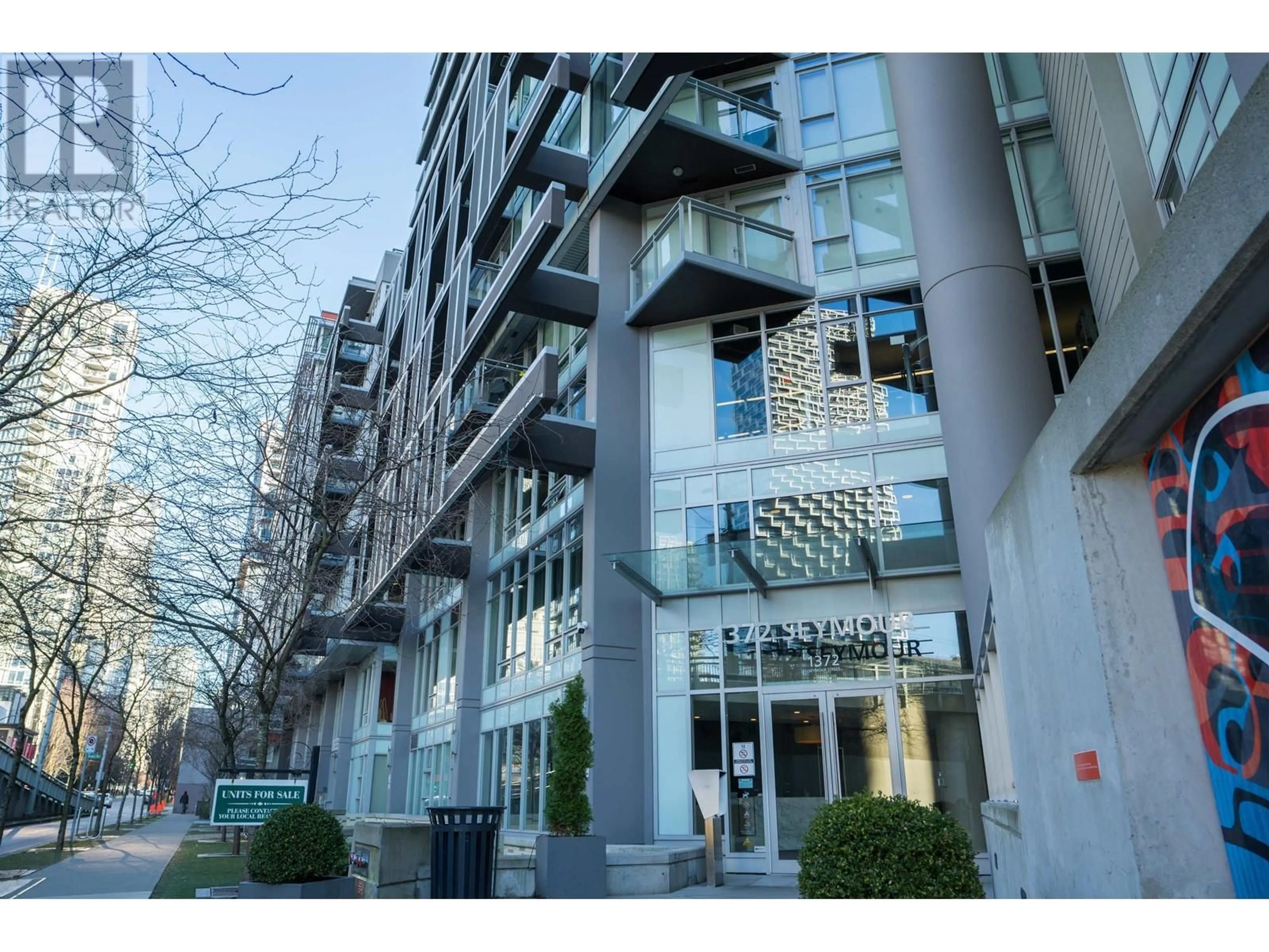 Indoor foyer for 3903 1372 SEYMOUR STREET, Vancouver British Columbia V6B0L1