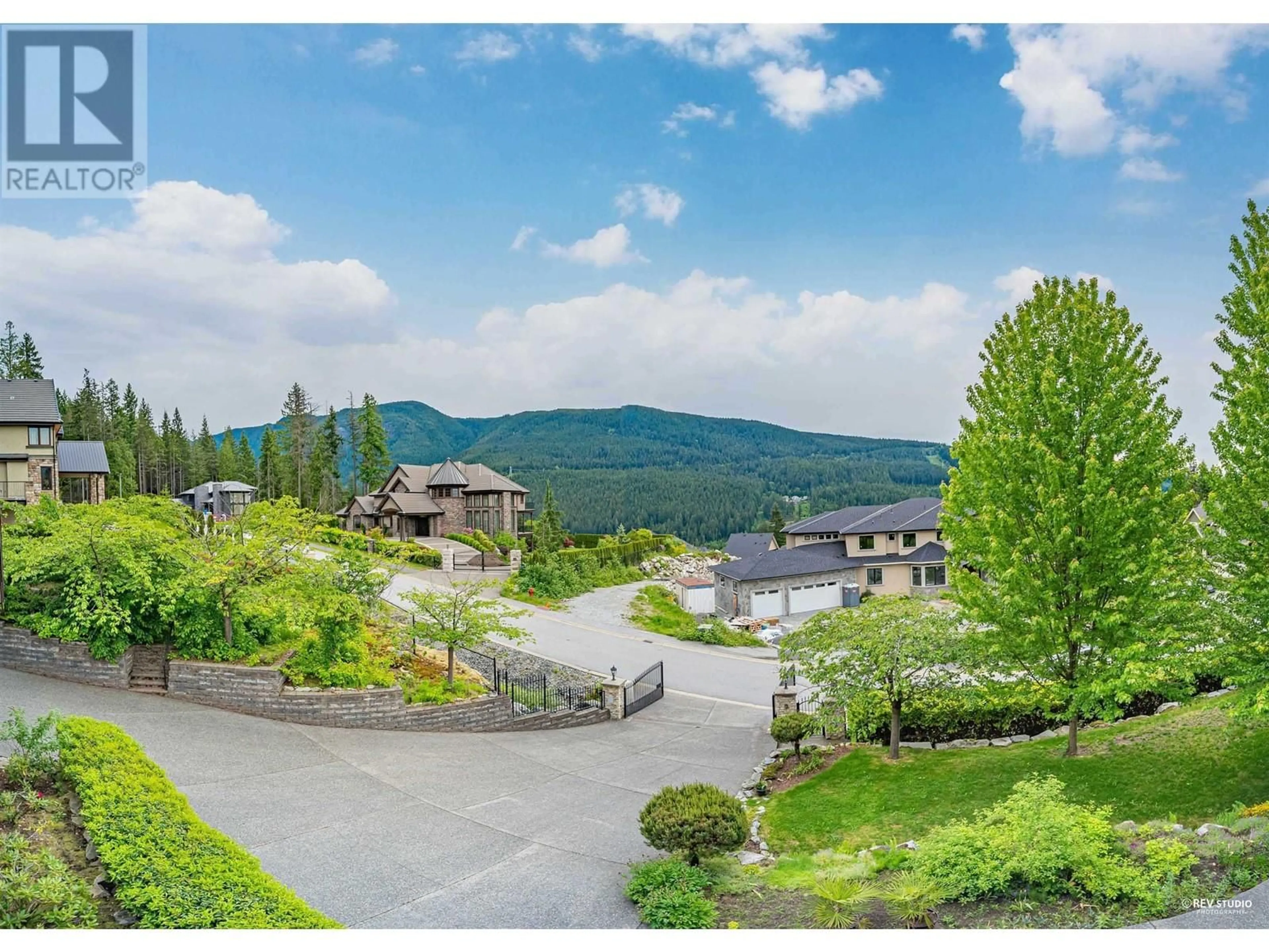 A pic from outside/outdoor area/front of a property/back of a property/a pic from drone, mountain view for 3279 BLACK BEAR WAY, Anmore British Columbia V3H5G6