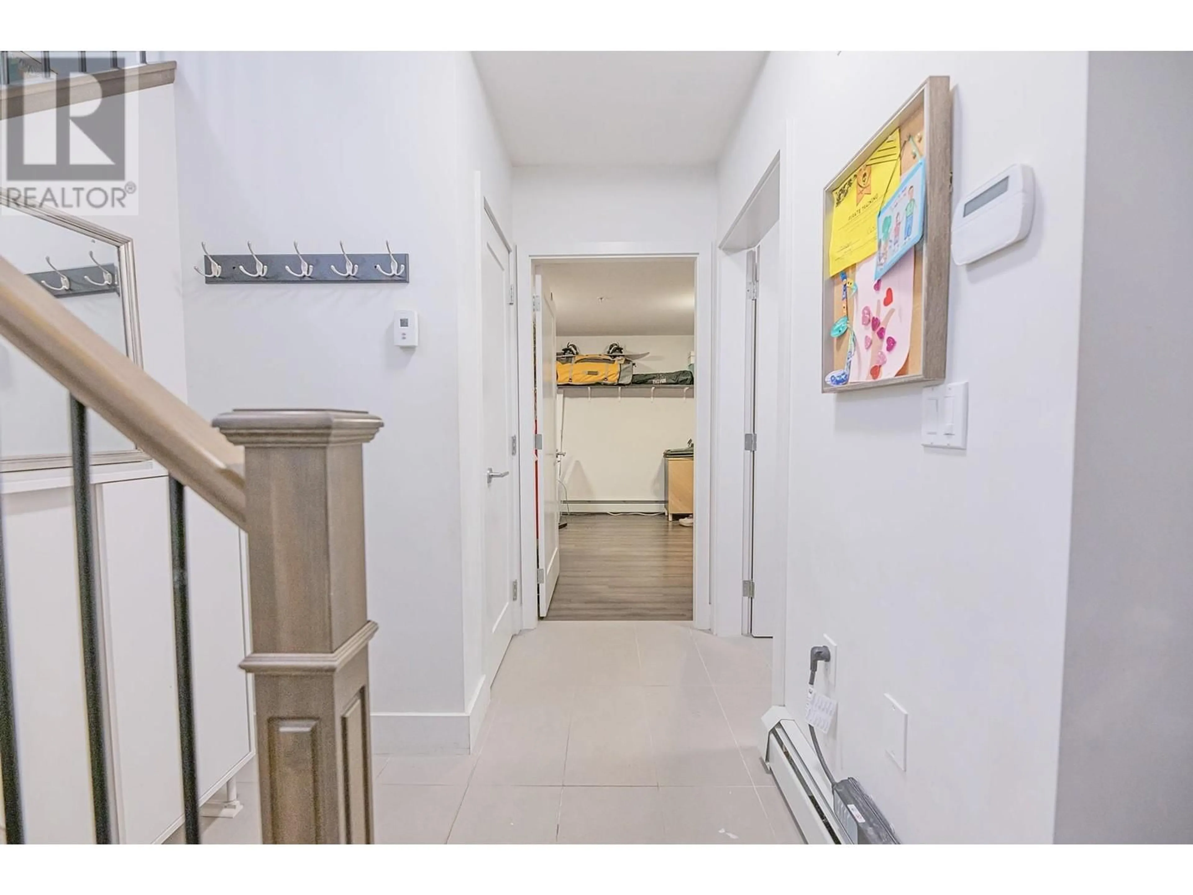 Indoor entryway for 12 244 E 5TH STREET, North Vancouver British Columbia V5M1P4