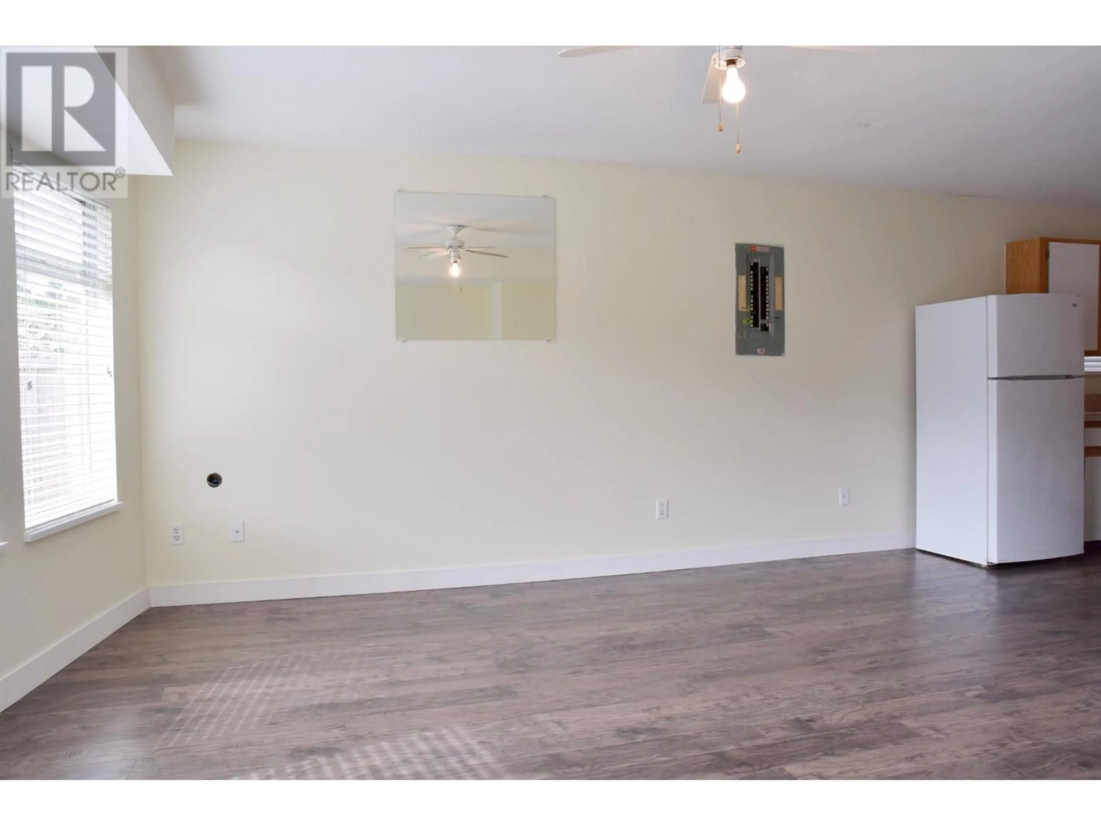 A pic of a room for 1629 PRAIRIE AVENUE, Port Coquitlam British Columbia V3B1T8