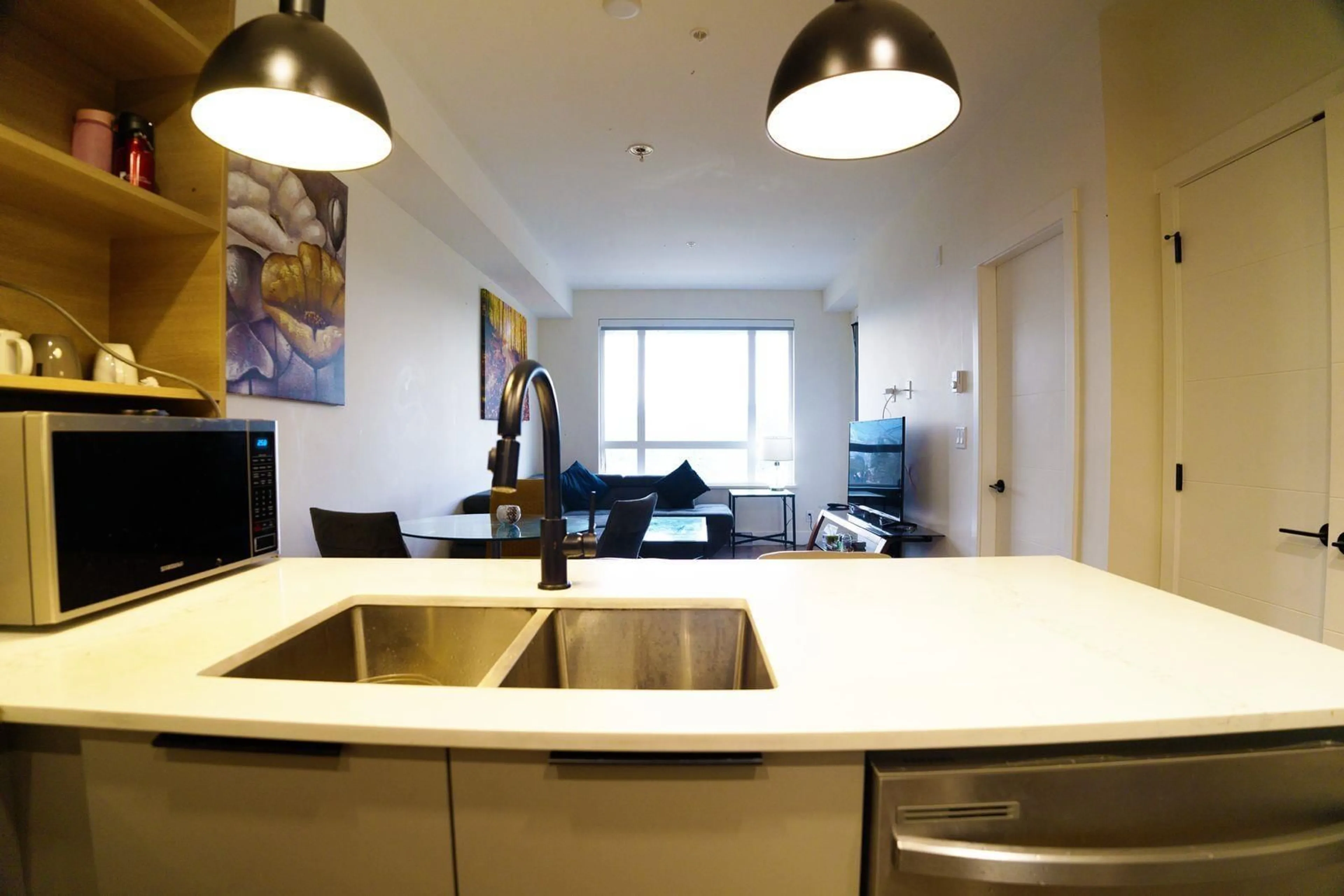 Standard kitchen, unknown for 611 - 10778 138, Surrey British Columbia V3T4K8