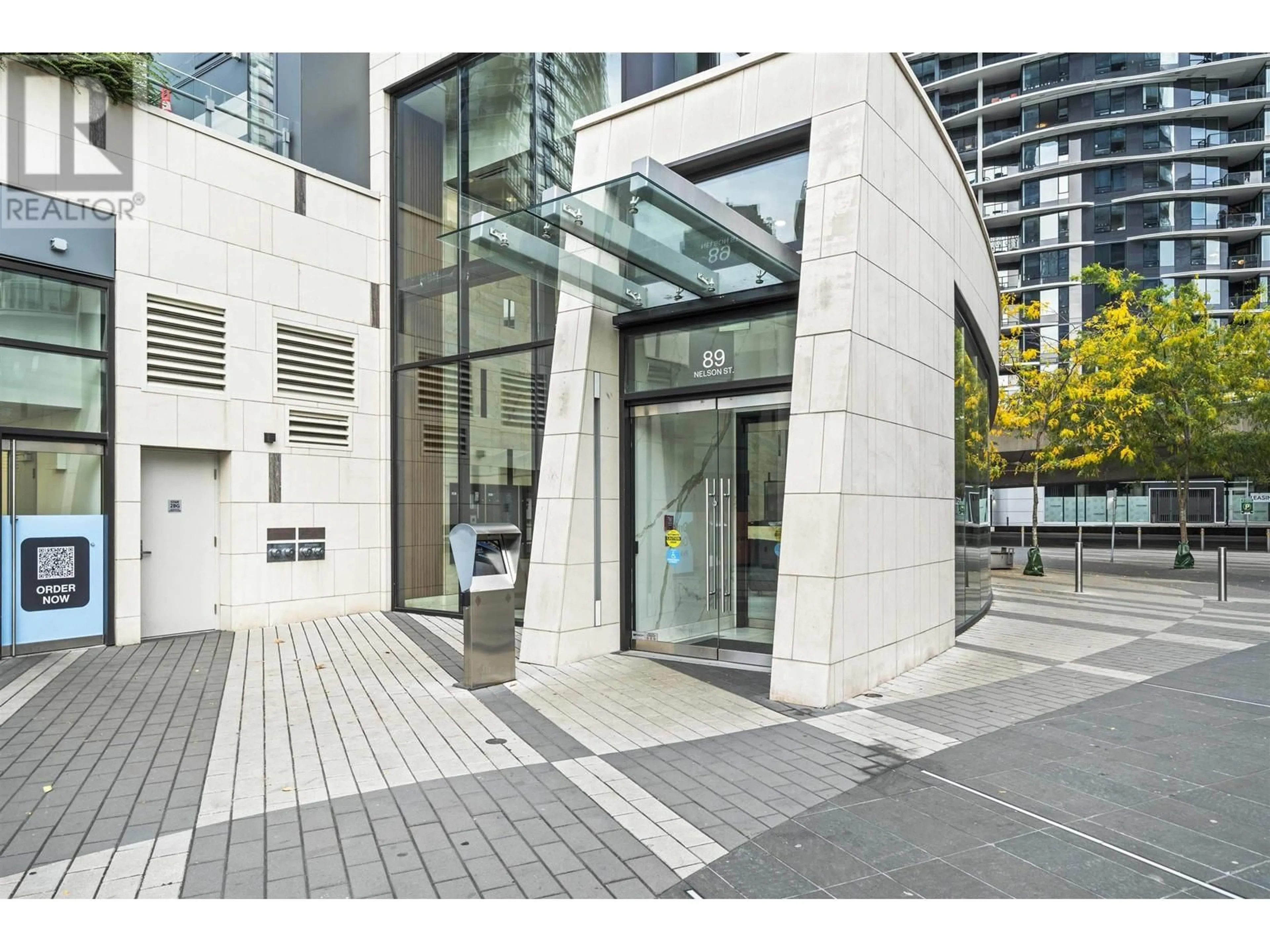 Indoor foyer for 605 89 NELSON STREET, Vancouver British Columbia V6Z0E7