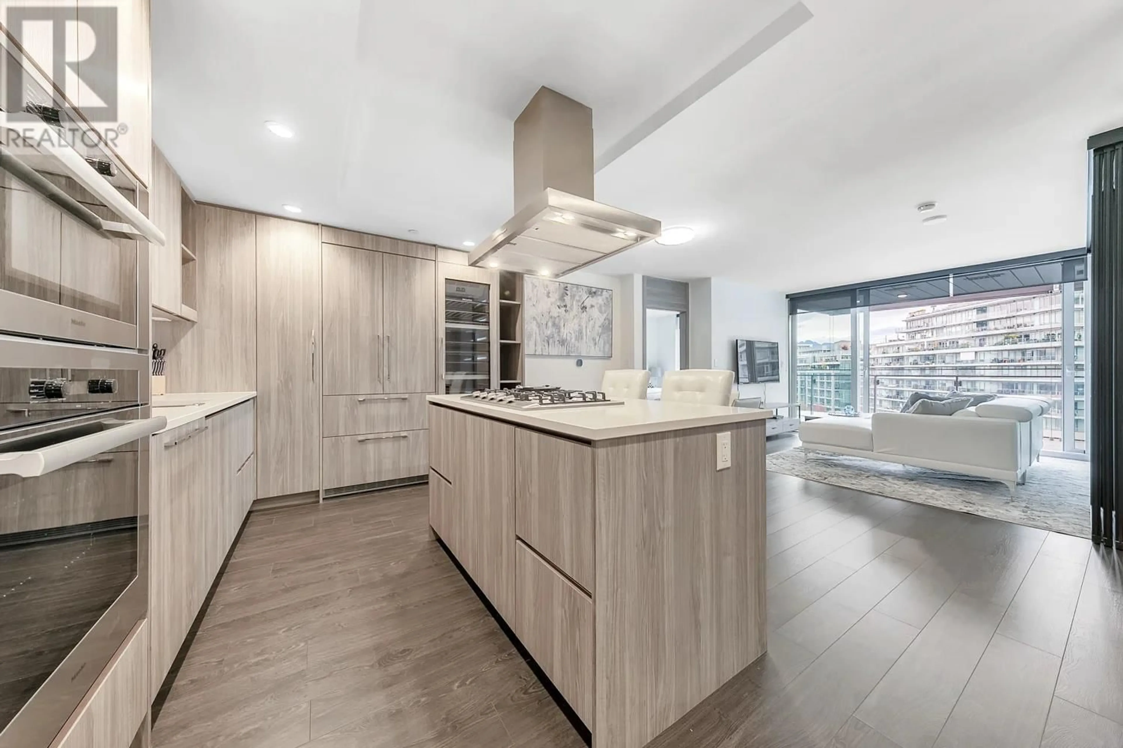 Open concept kitchen, unknown for 1008 1768 COOK STREET, Vancouver British Columbia V5Y0N3