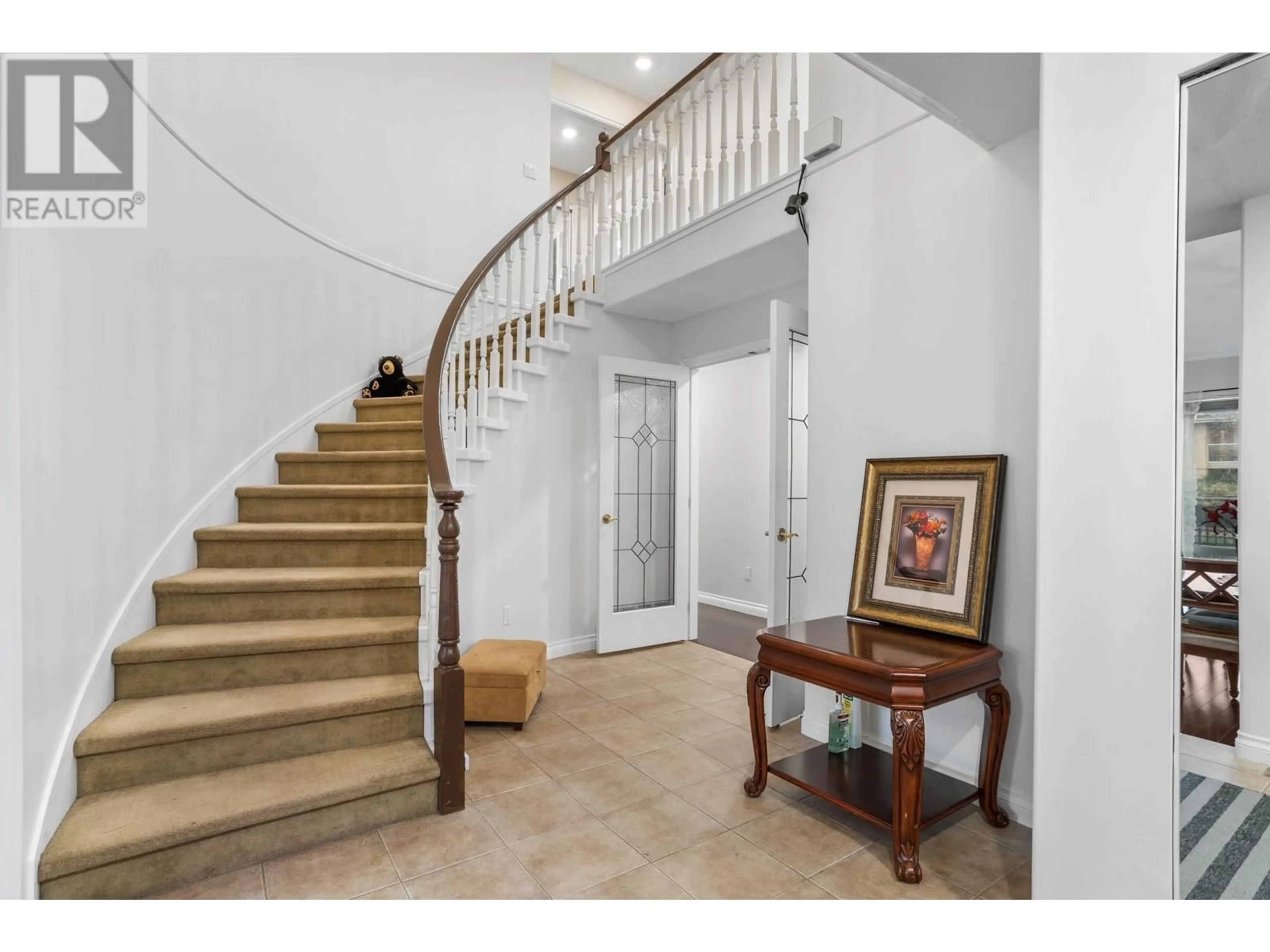 Indoor foyer for 12 788 CITADEL DRIVE, Port Coquitlam British Columbia V3C6G9