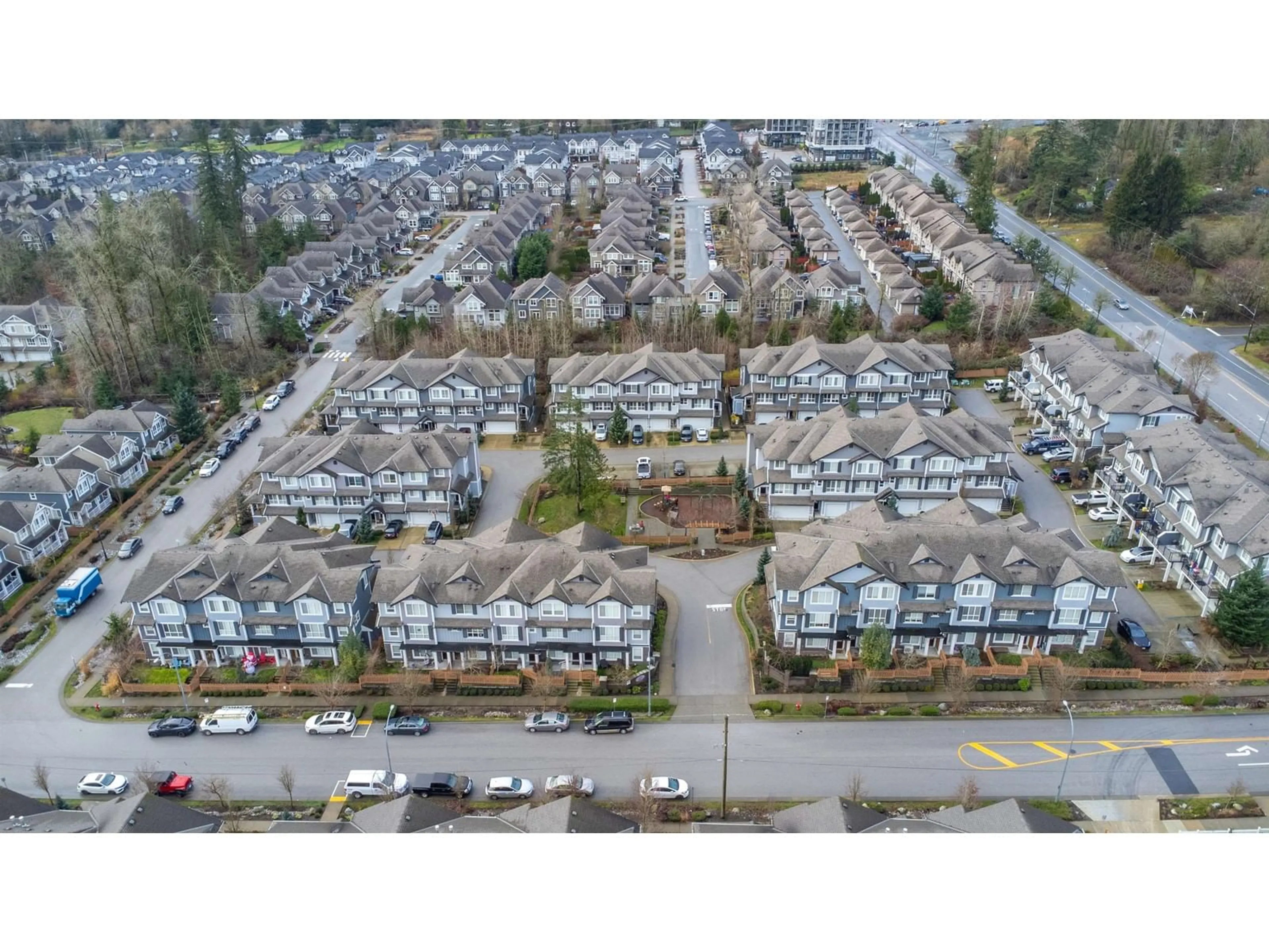 A pic from outside/outdoor area/front of a property/back of a property/a pic from drone, street for 5 7157 210 STREET, Langley British Columbia V2Y0T3