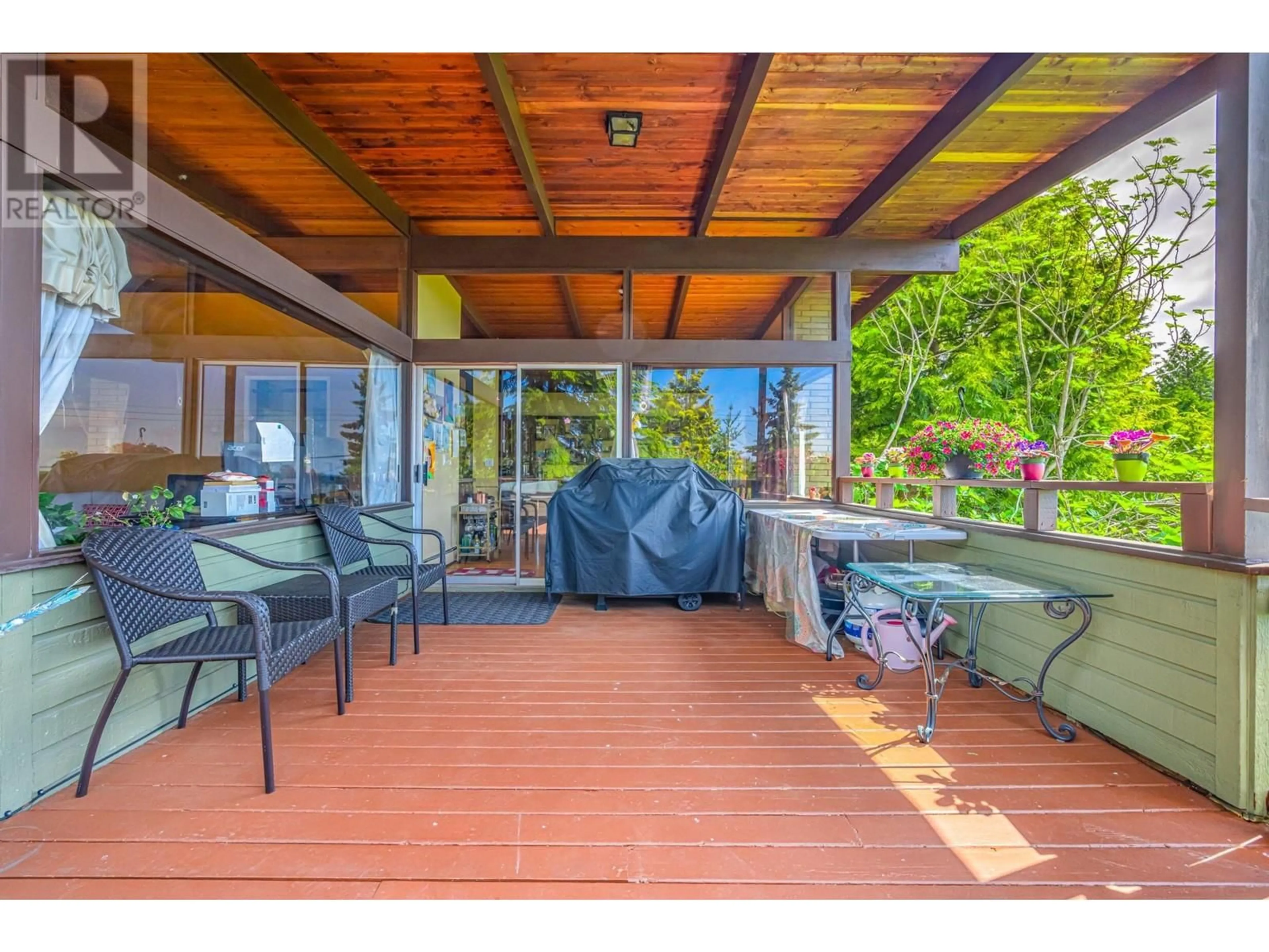 Patio, unknown for 1085 PALMERSTON AVENUE, West Vancouver British Columbia V7S2J4