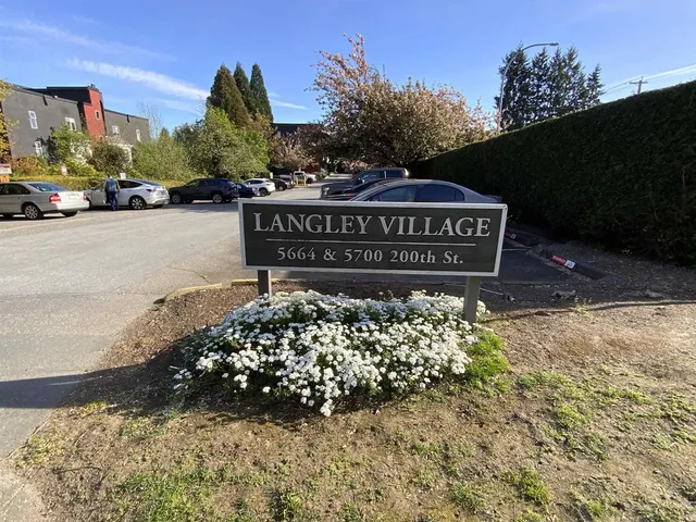 208 5700 200 STREET, Langley 3