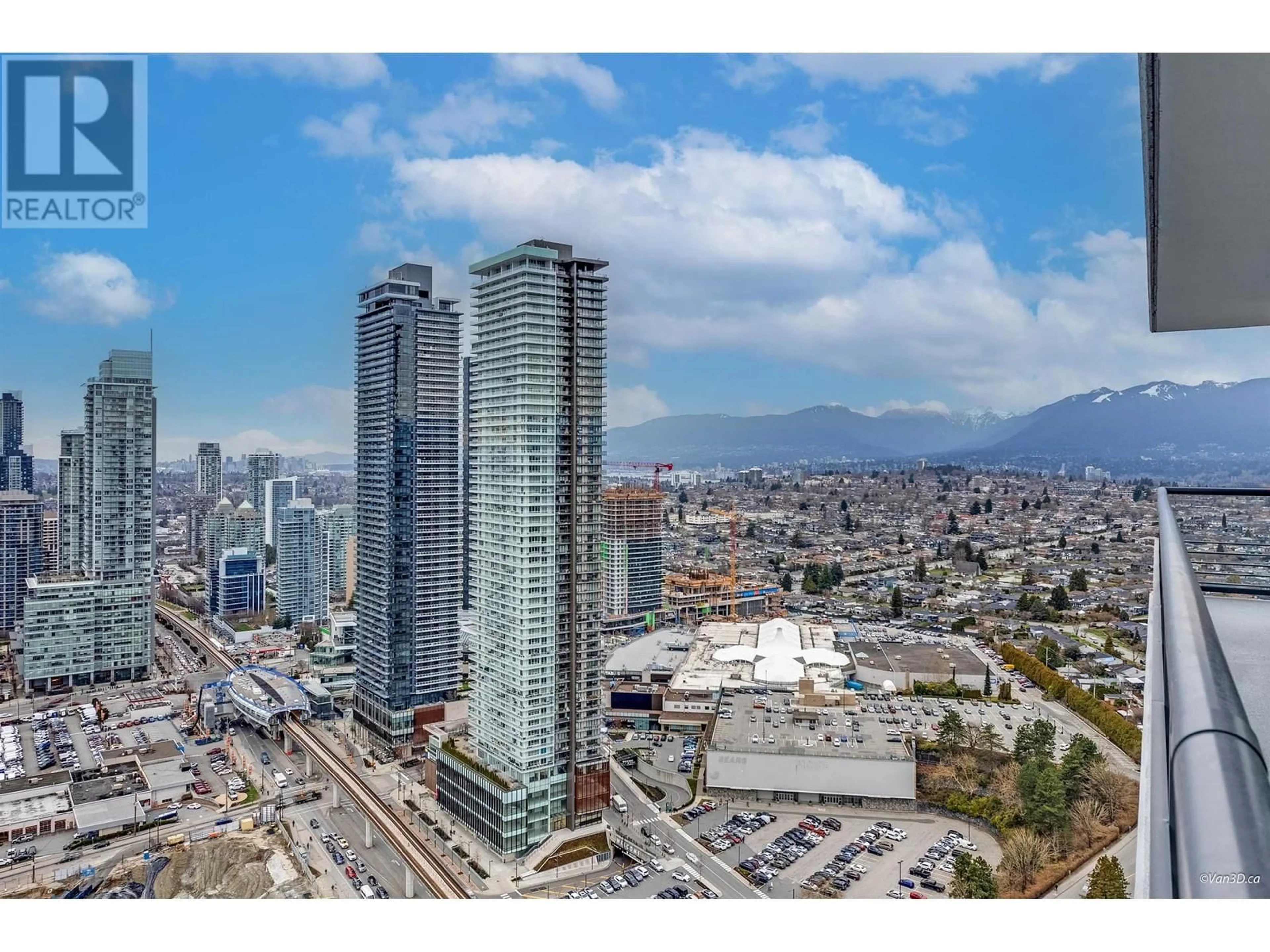 A pic from outside/outdoor area/front of a property/back of a property/a pic from drone, city buildings view from balcony for 4201 - 4720 LOUGHEED HIGHWAY, Burnaby British Columbia V5C0M8