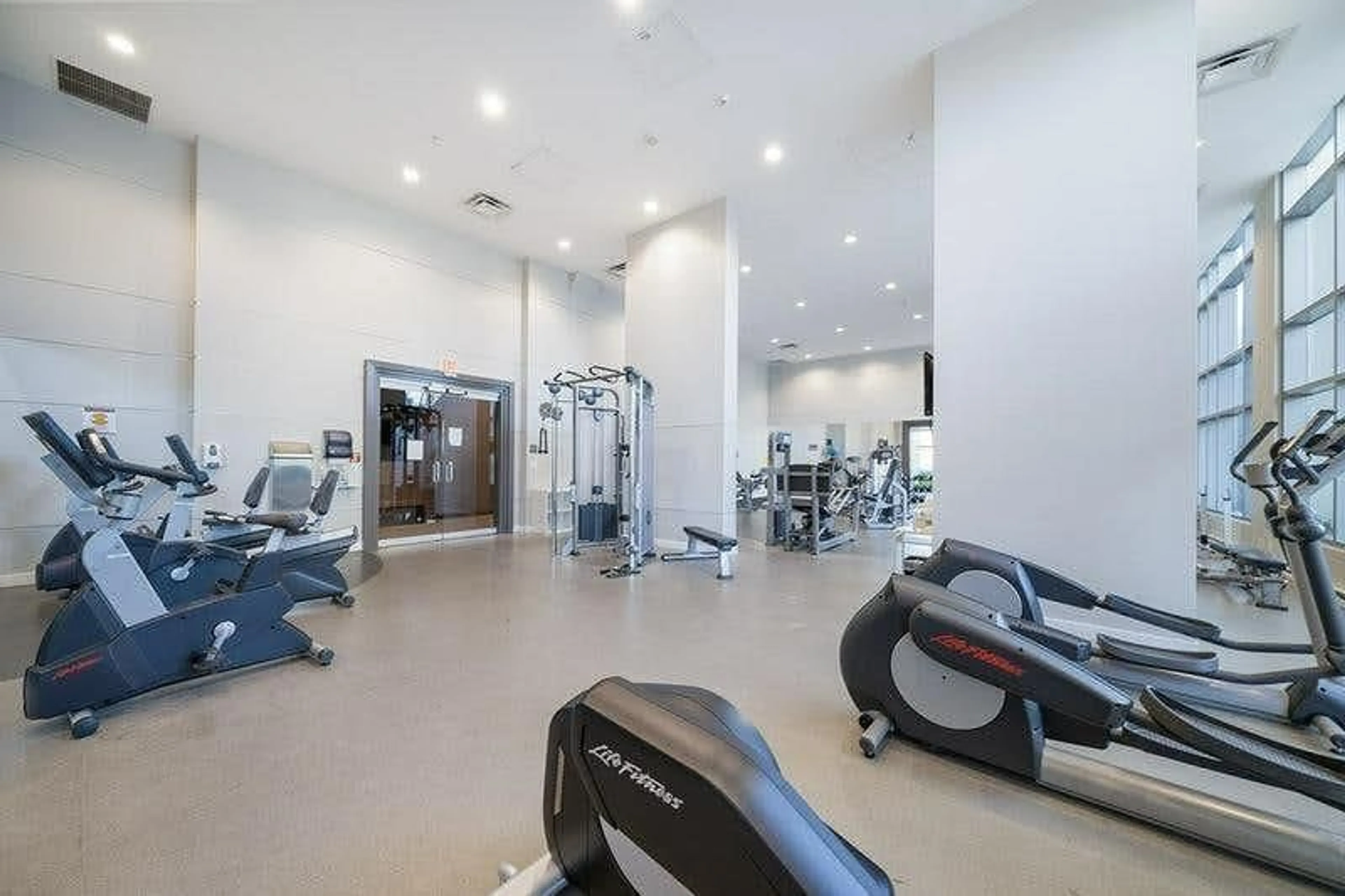 Gym or fitness room for 2410 13688 100 AVENUE, Surrey British Columbia V3T0G5