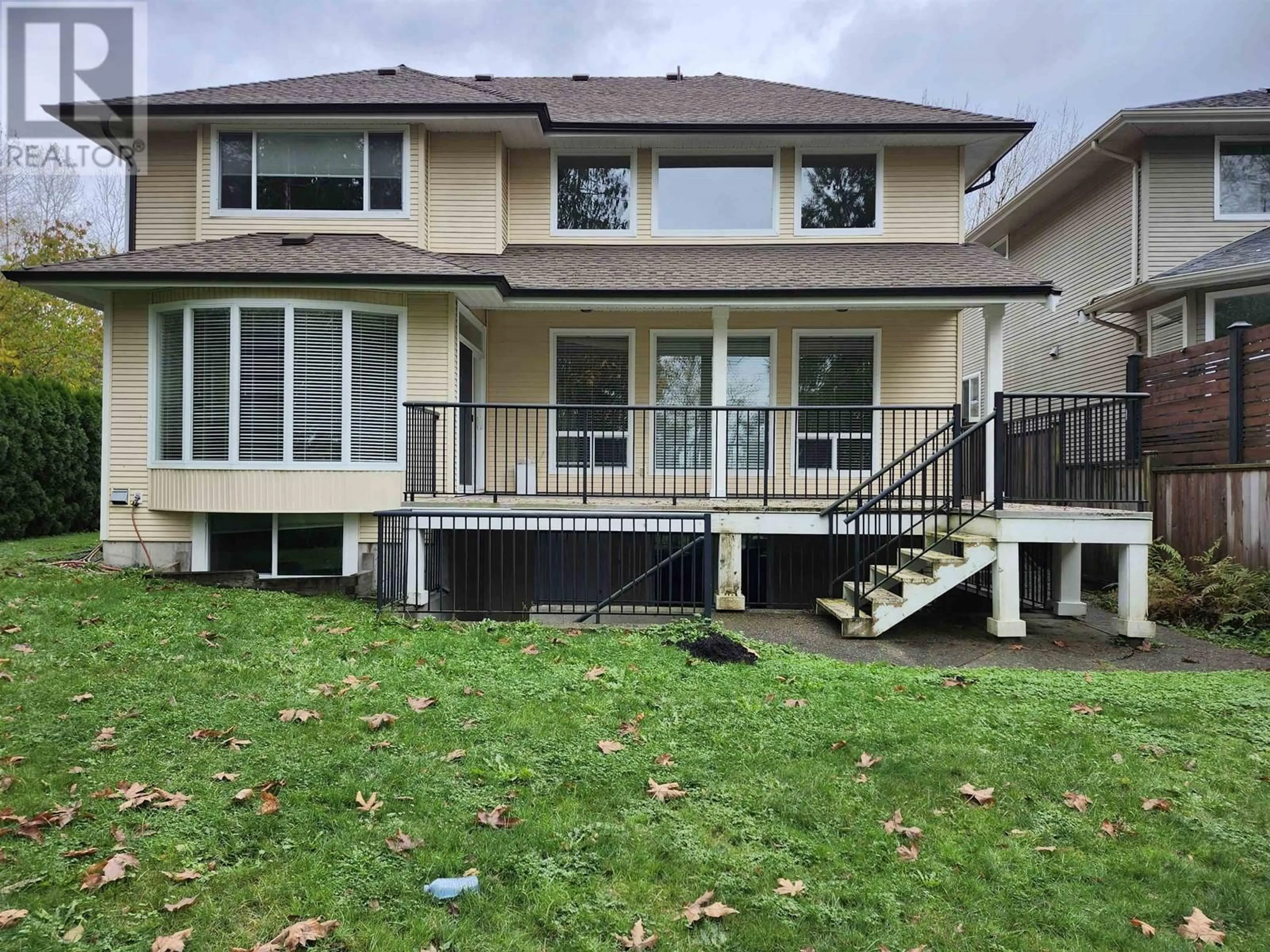 Home with vinyl exterior material, unknown for 10500 BAKER PLACE, Maple Ridge British Columbia V2W2C2