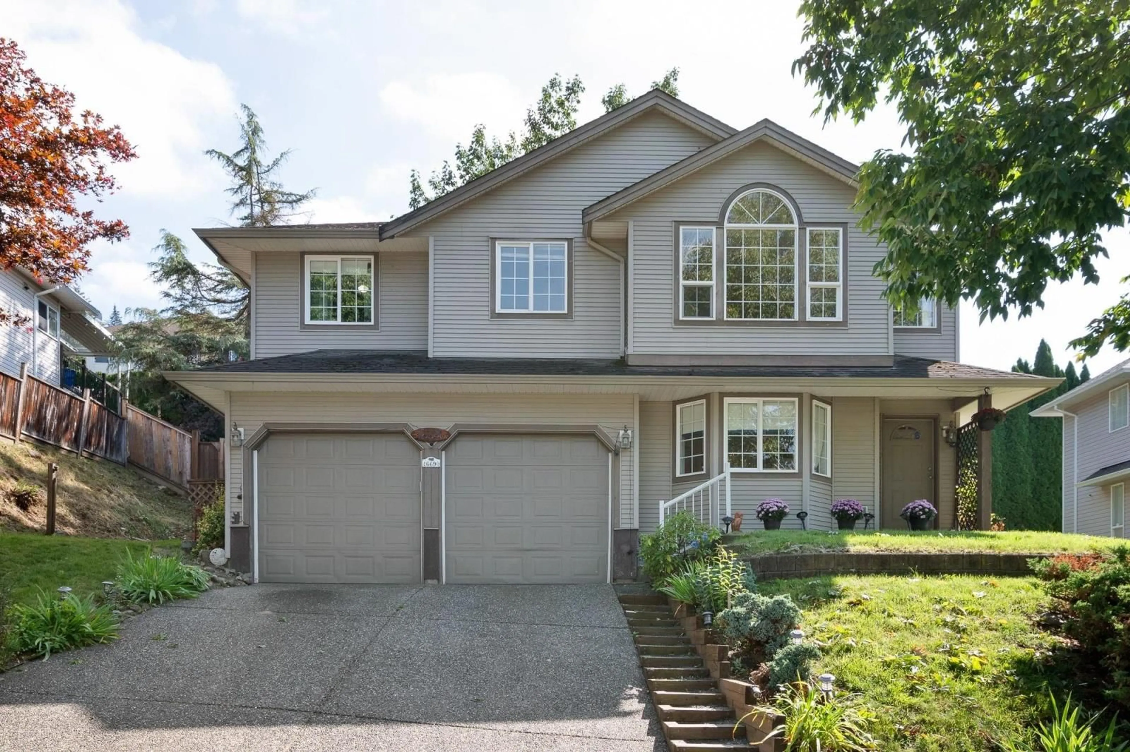 Home with vinyl exterior material, street for 46690 SYLVAN DRIVE|Promontory, Chilliwack British Columbia V2R3W5