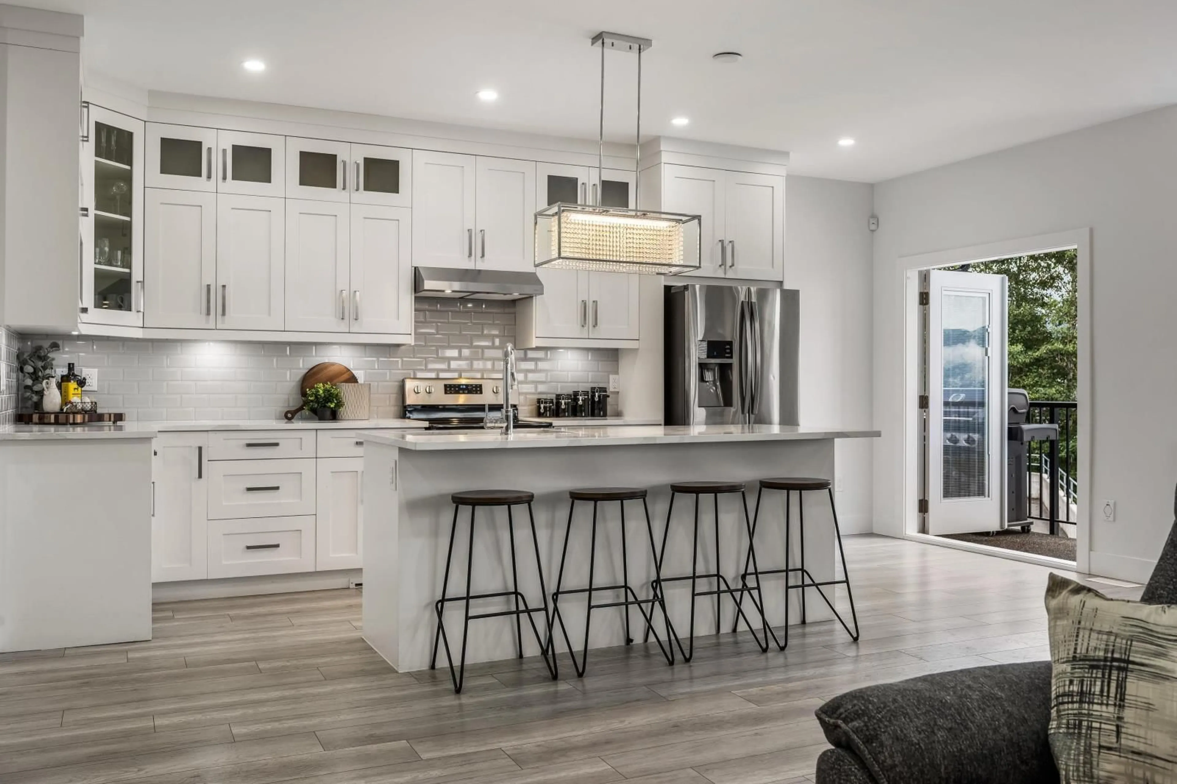 Open concept kitchen, unknown for 7 5248 GOLDSPRING PLACE|Promontory, Chilliwack British Columbia V2R5S5