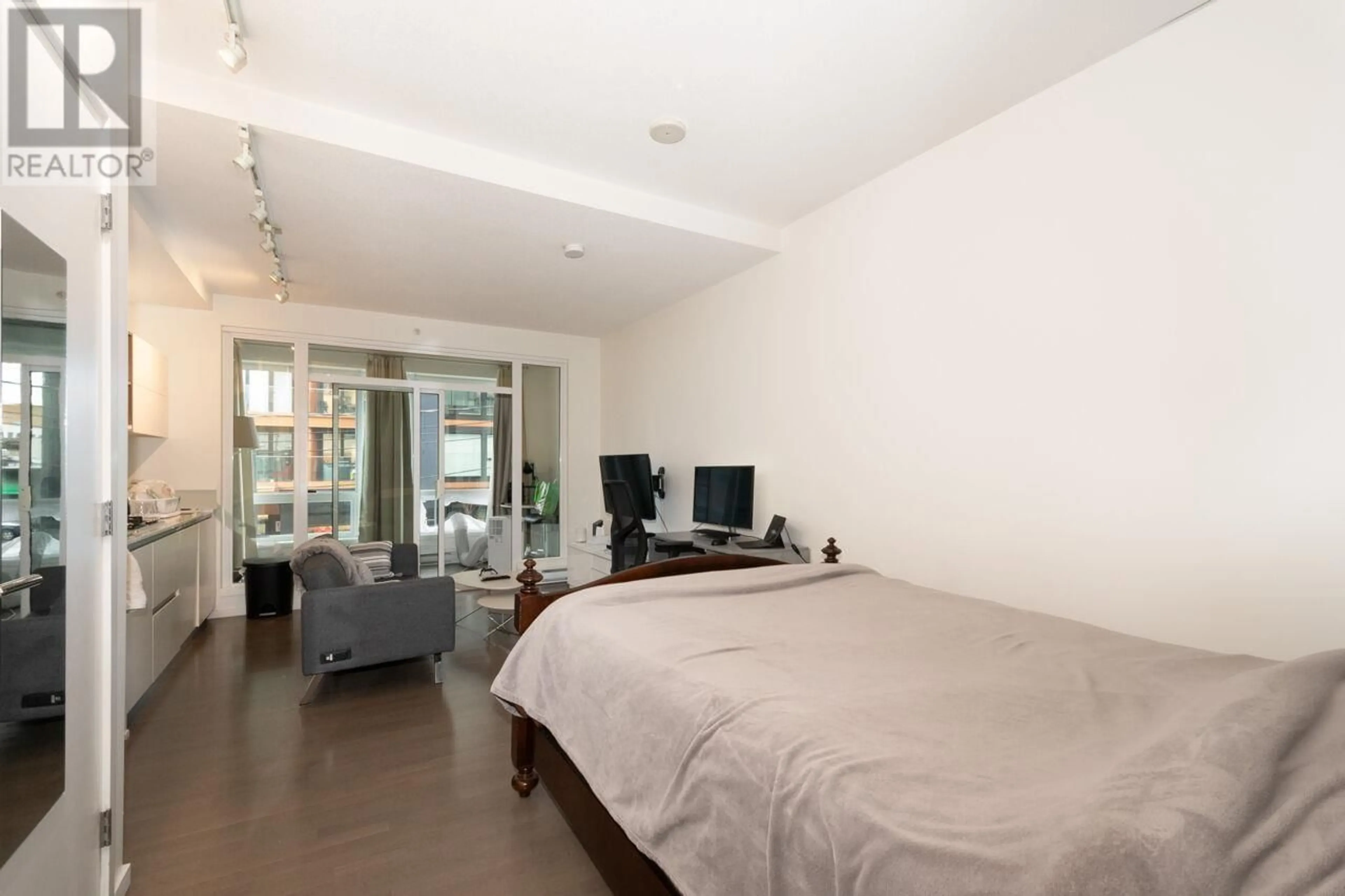 A pic of a room for 208 133 E 8TH AVENUE, Vancouver British Columbia V5T1R8