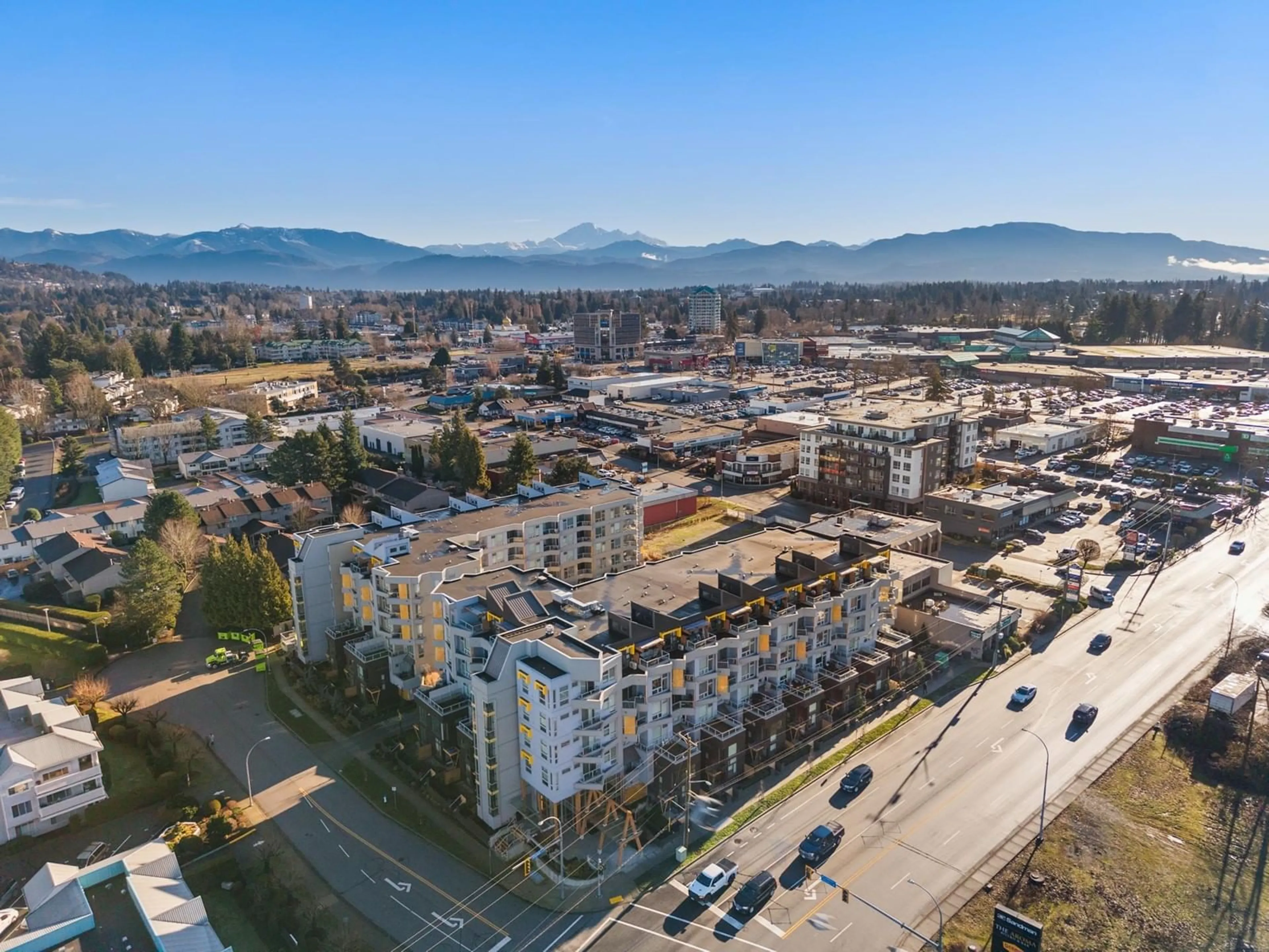 A pic from outside/outdoor area/front of a property/back of a property/a pic from drone, mountain view for 307 32838 LANDEAU PLACE, Abbotsford British Columbia V2S0M6