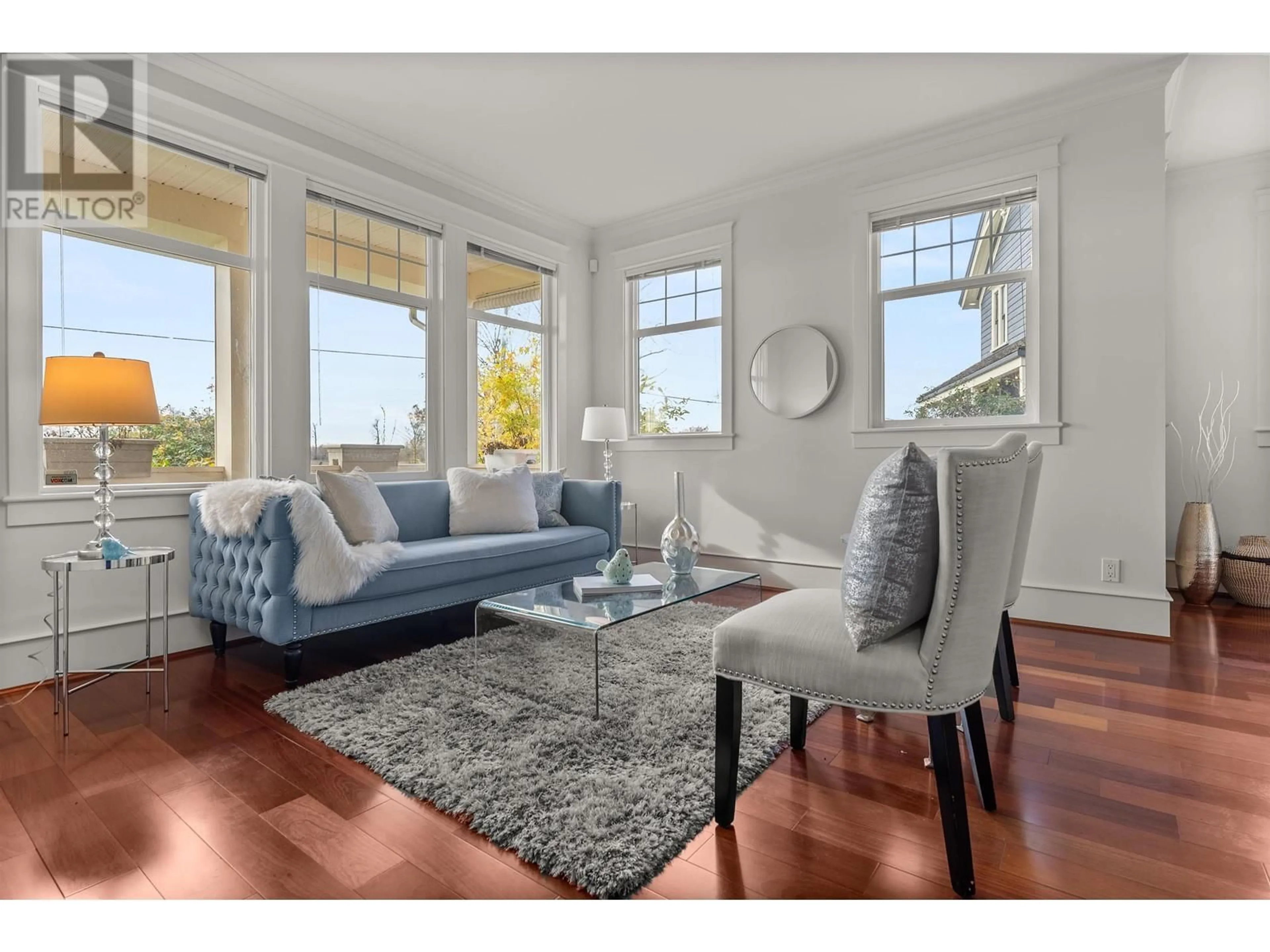 Living room with furniture, wood/laminate floor for 1 13400 PRINCESS STREET, Richmond British Columbia V7E6R5