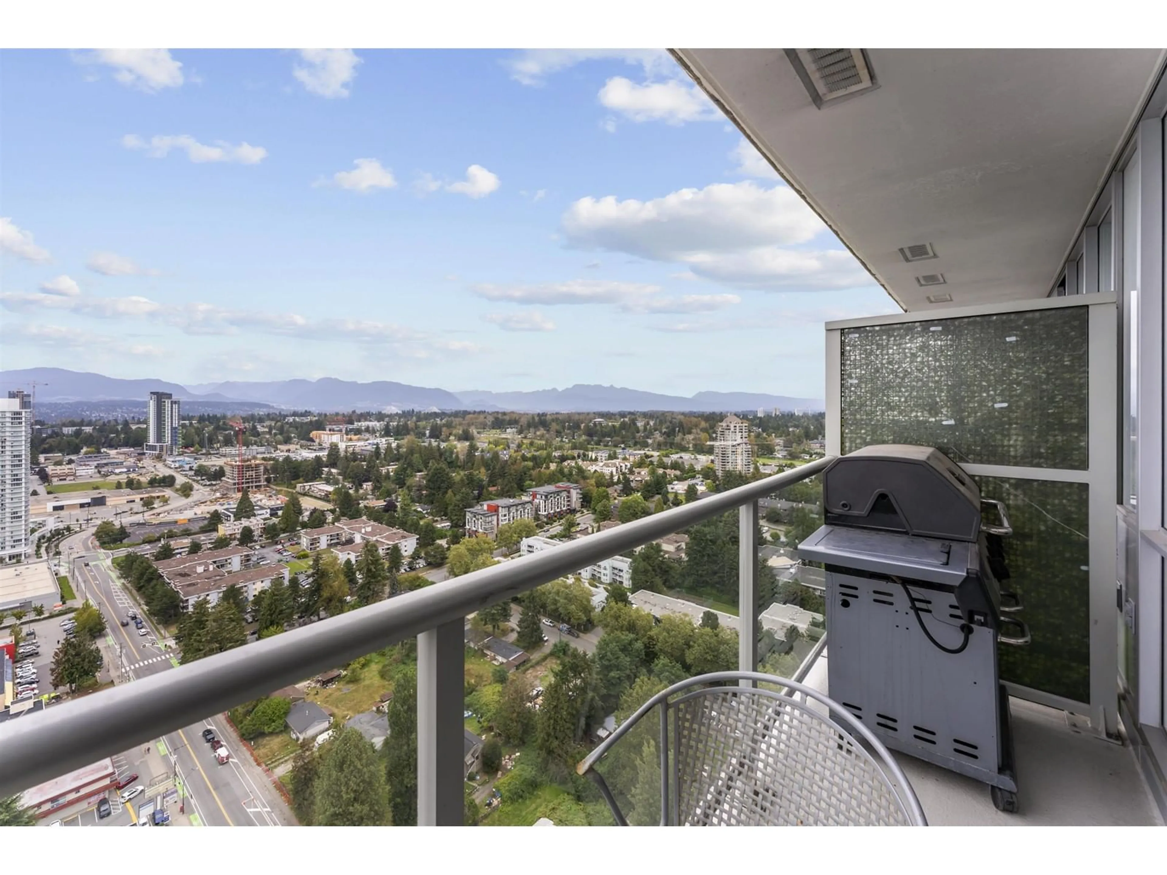 Balcony in the apartment, city buildings view from balcony for 3505 13688 100 AVENUE, Surrey British Columbia V3T0G5