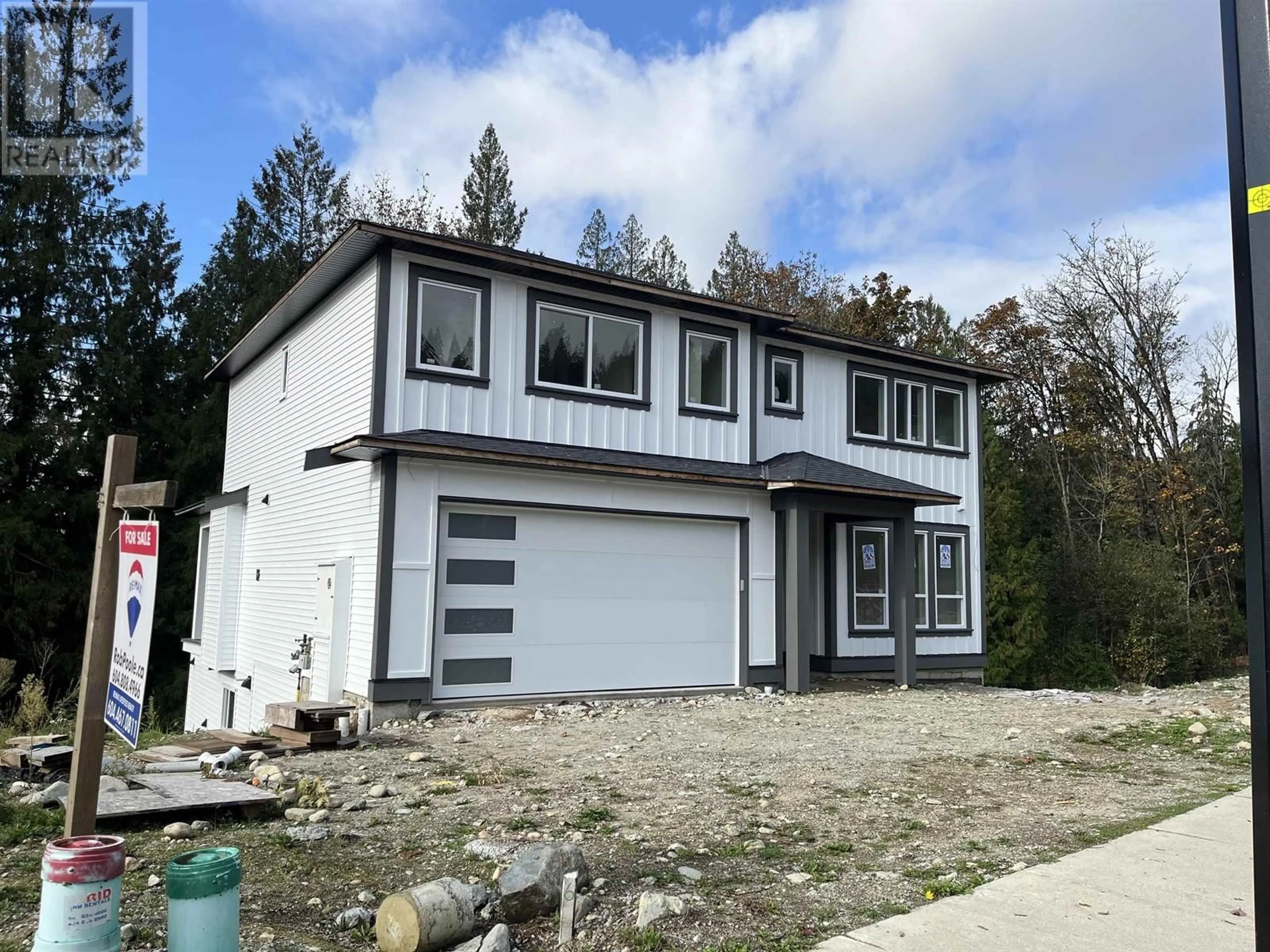 Home with vinyl exterior material, unknown for 23349 CROSS ROAD, Maple Ridge British Columbia V4R0C8