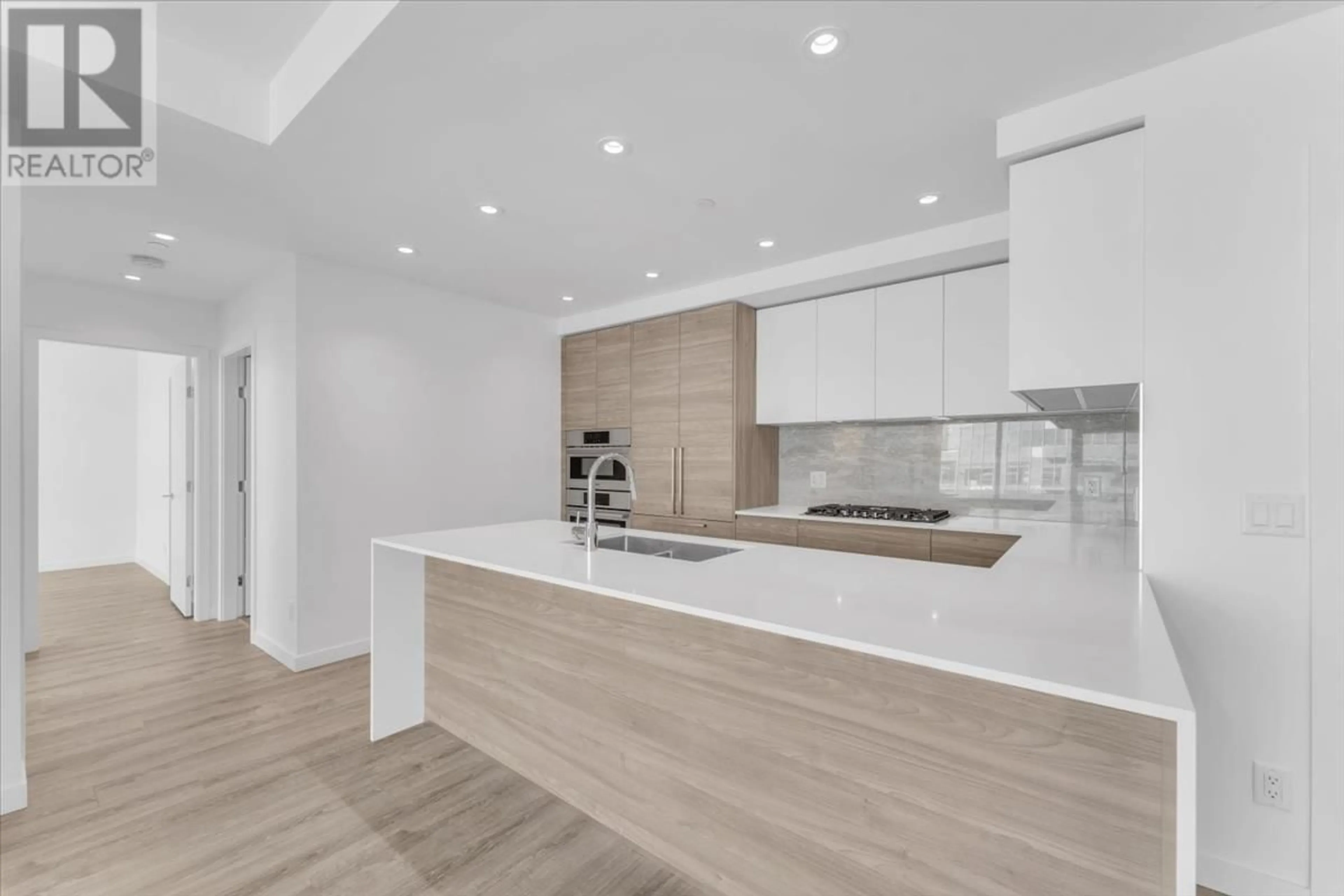 Open concept kitchen, unknown for 4304 680 QUAYSIDE DRIVE, New Westminster British Columbia V3M0P2