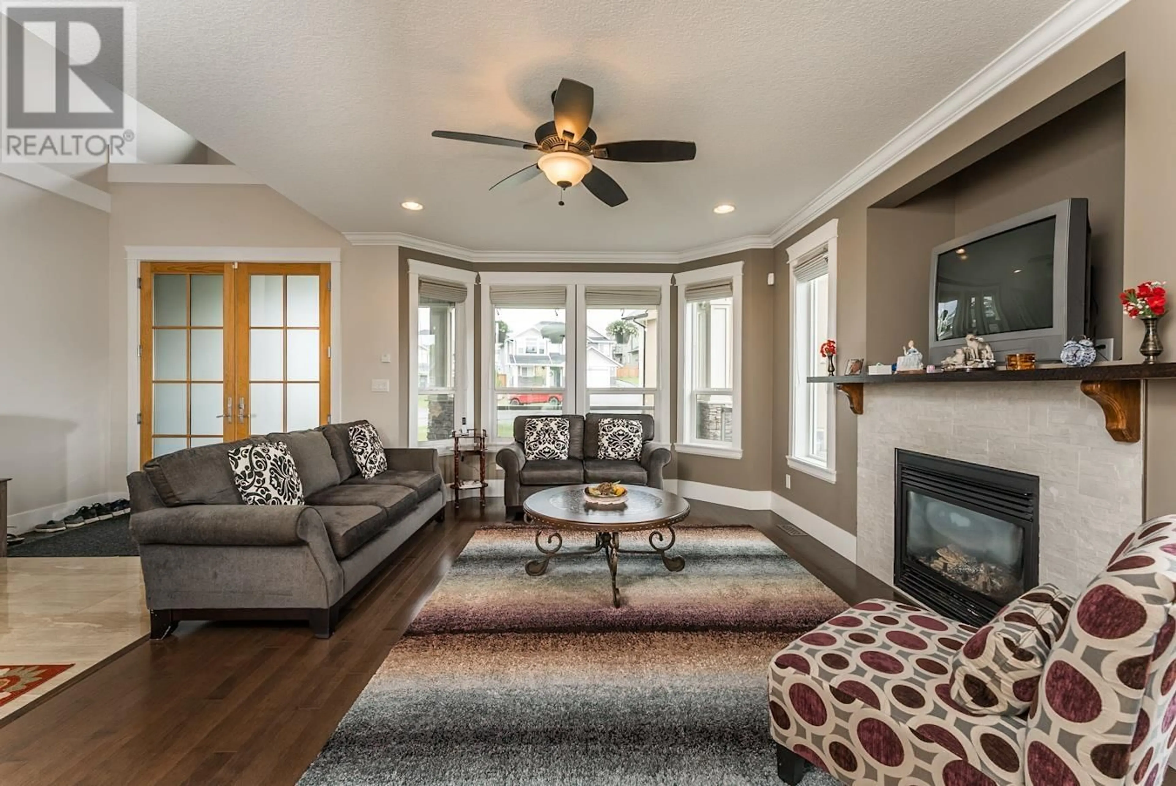 Living room with furniture, unknown for 1212 ORIZABA COURT, Prince George British Columbia V2N0B7