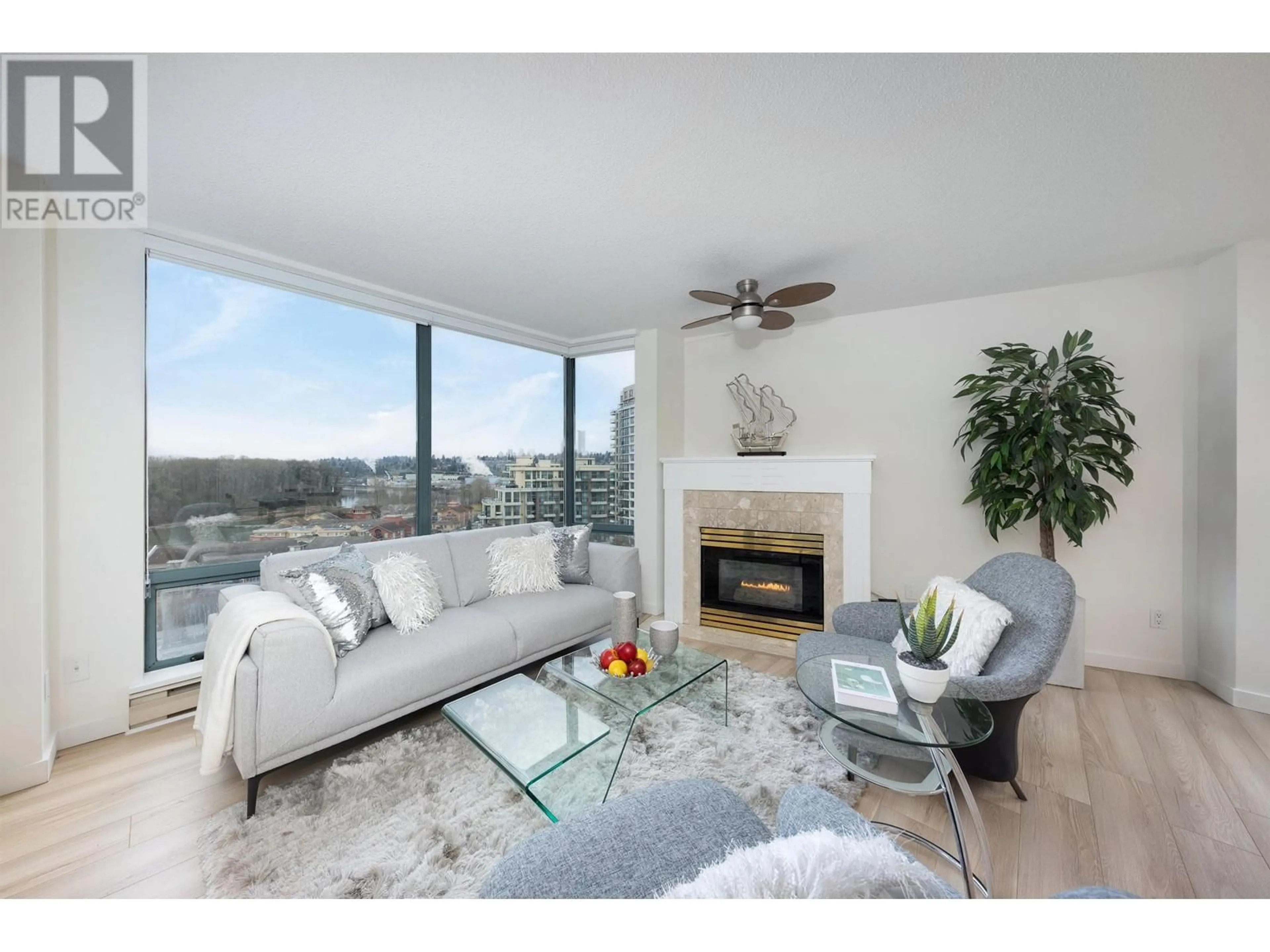 Living room with furniture, unknown for 1407 - 8 LAGUNA COURT, New Westminster British Columbia V3M6M6