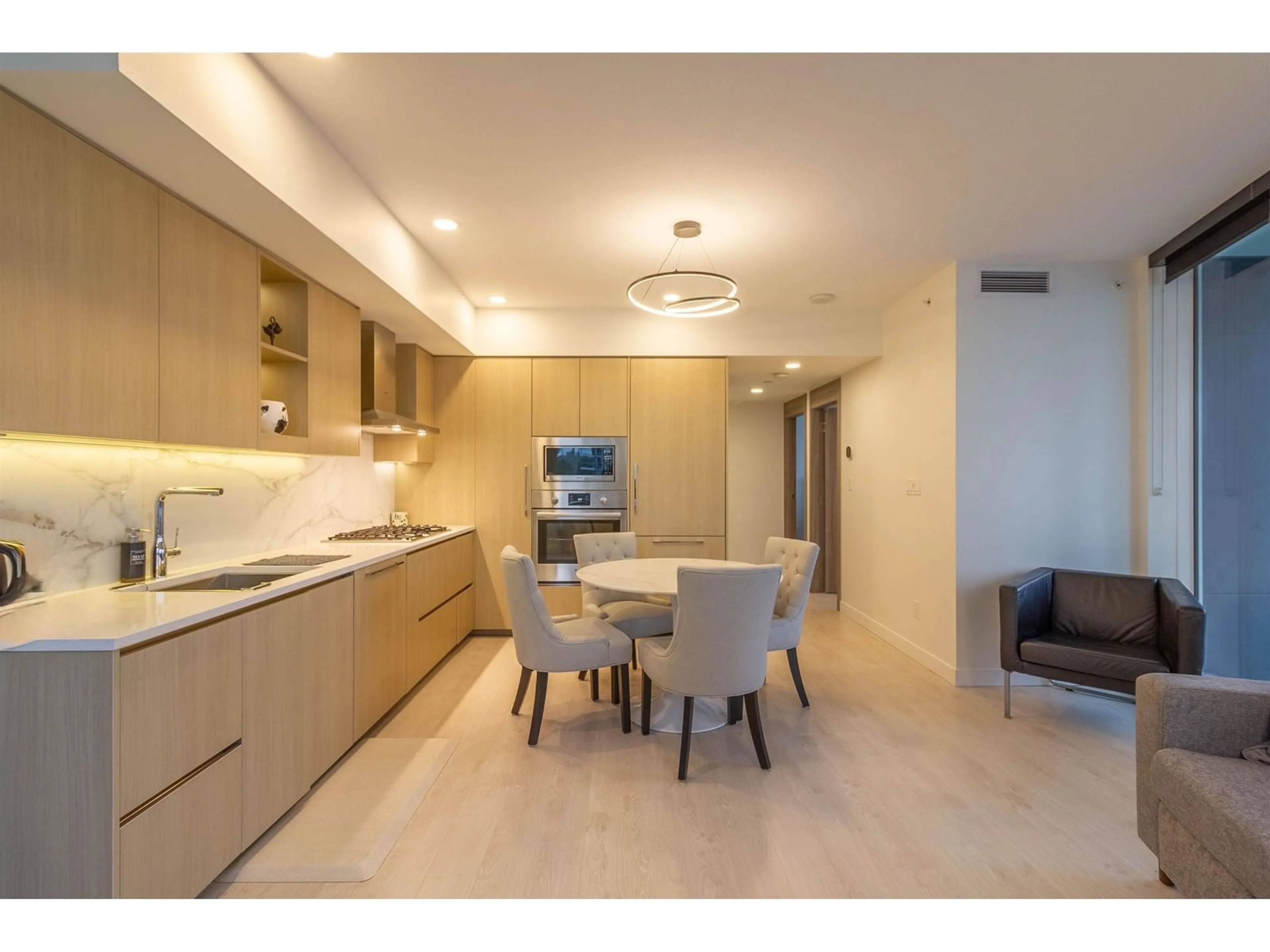 Open concept kitchen, unknown for 704 9887 WHALLEY BOULEVARD, Surrey British Columbia V3T0P4