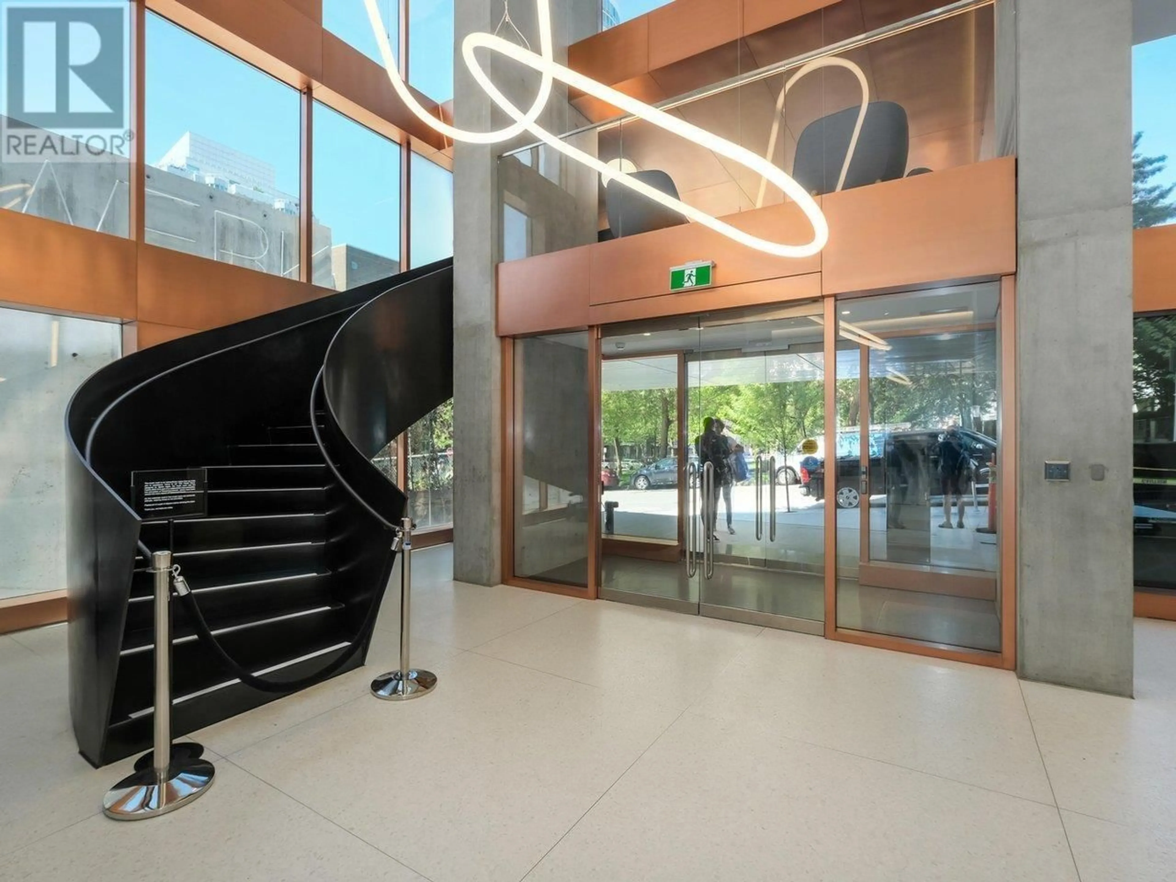 Indoor foyer for 2102 1480 HOWE STREET, Vancouver British Columbia V6Z1C4