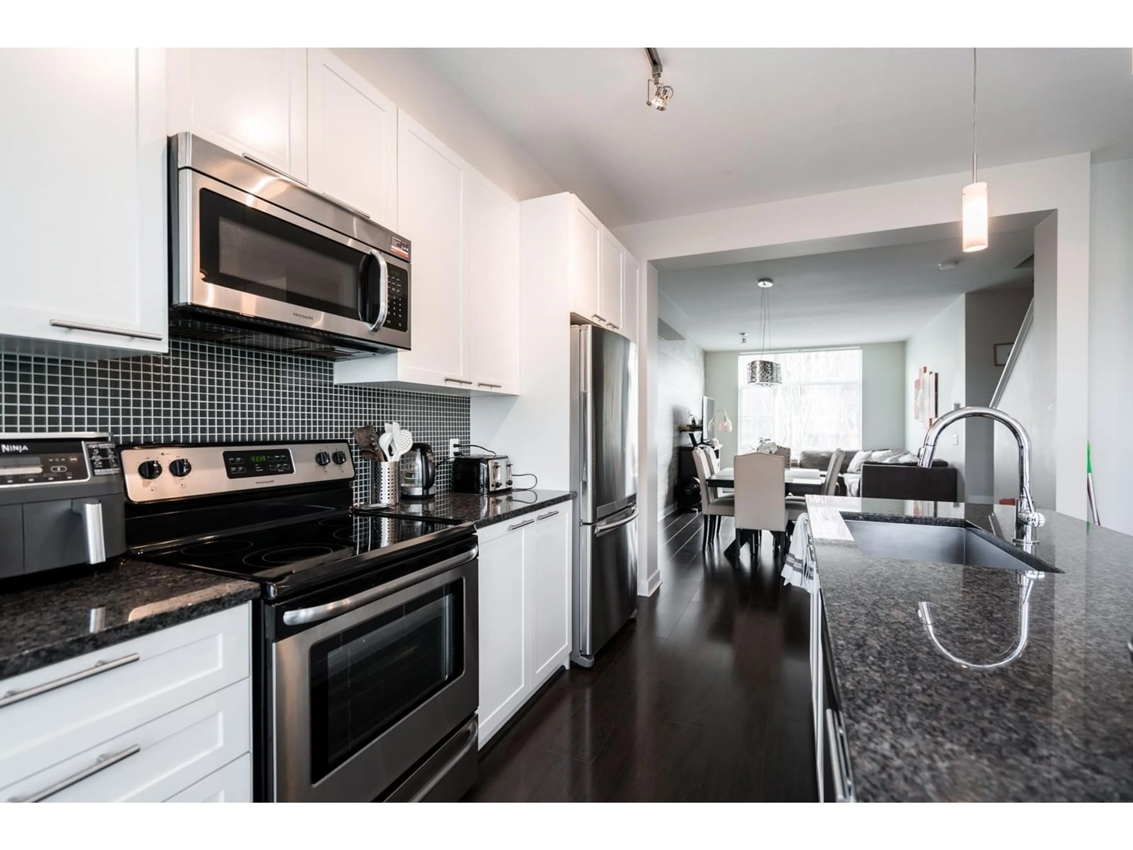 Open concept kitchen, unknown for 36 16223 23A AVENUE, Surrey British Columbia V3Z6P4