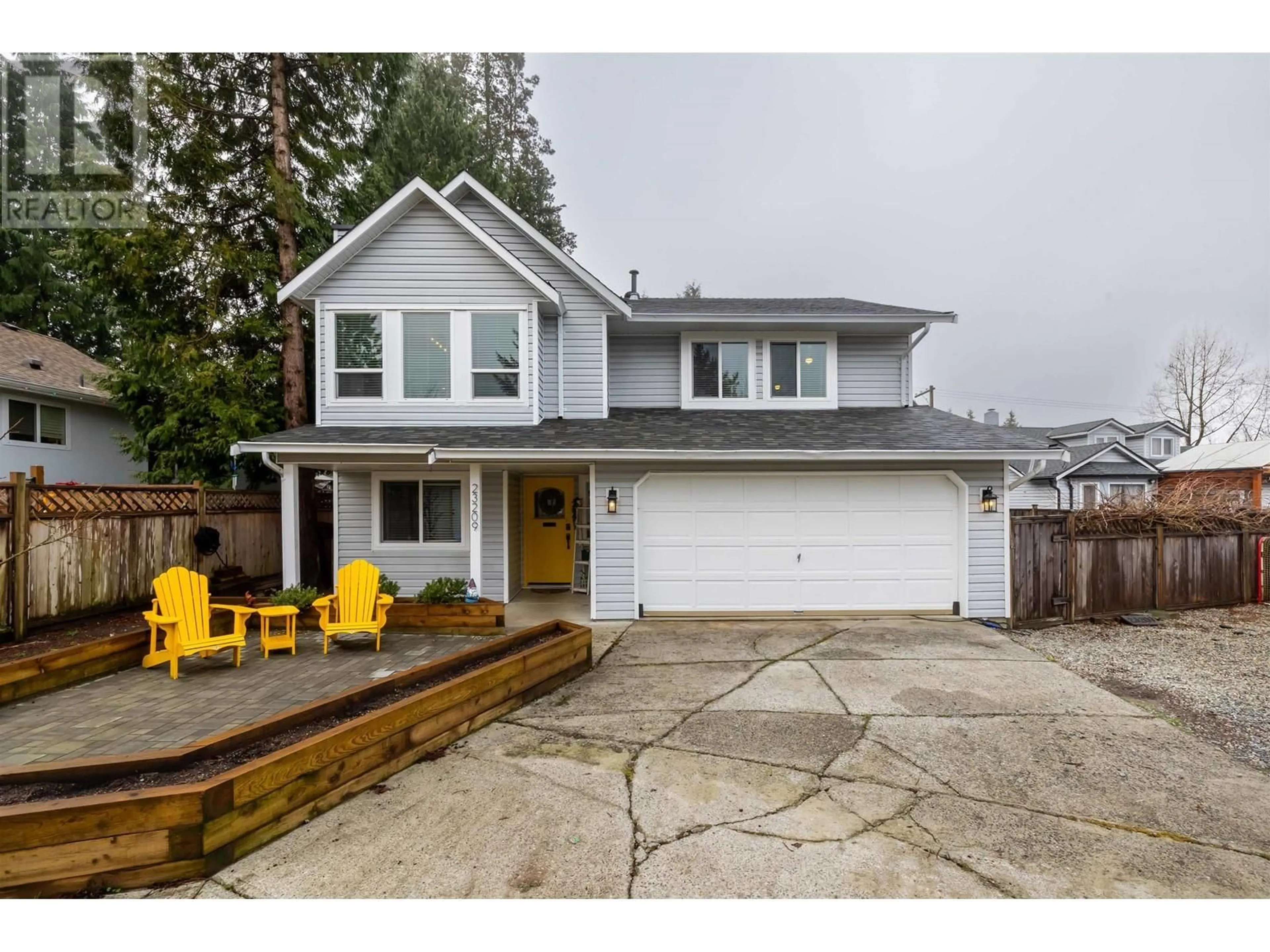 Home with vinyl exterior material, street for 23209 123 AVENUE, Maple Ridge British Columbia V2X0R2