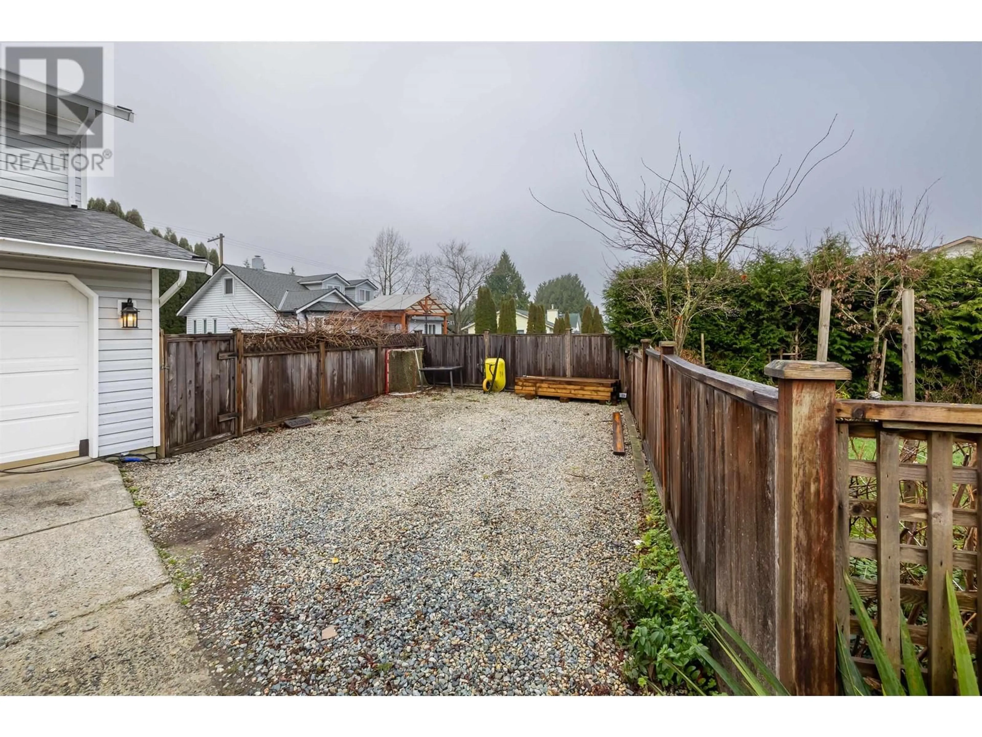 A pic from outside/outdoor area/front of a property/back of a property/a pic from drone, street for 23209 123 AVENUE, Maple Ridge British Columbia V2X0R2