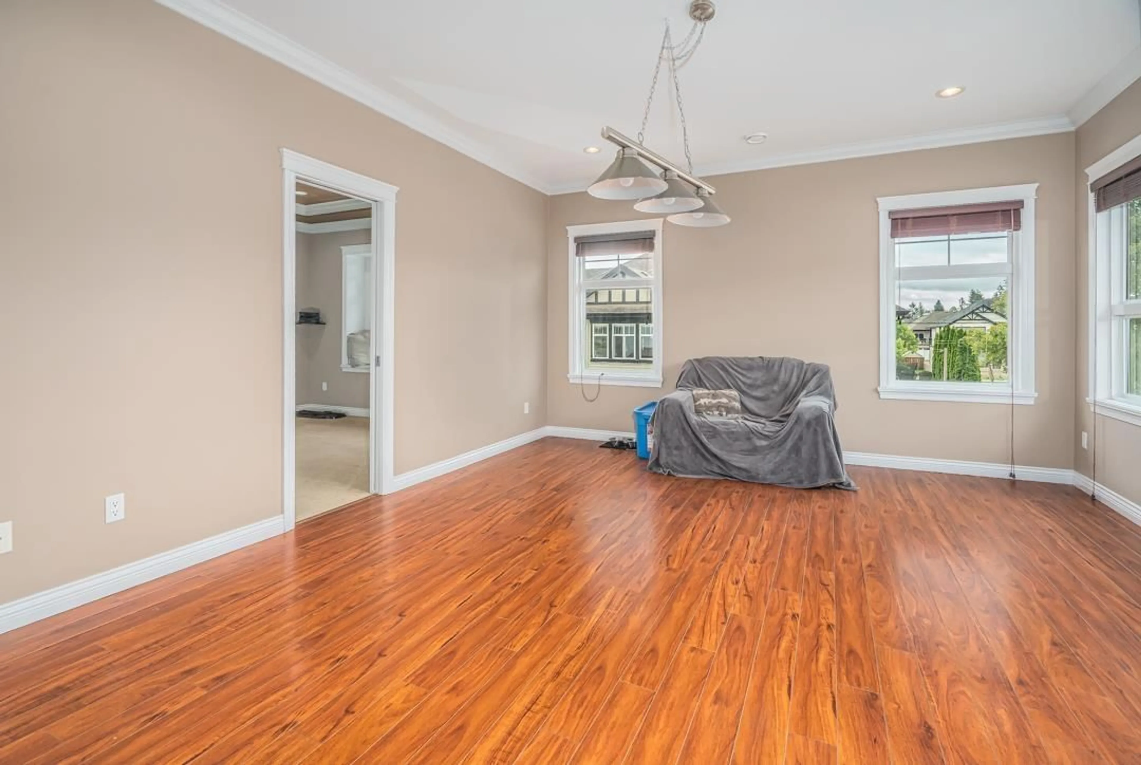 Living room with furniture, wood/laminate floor for 8433 FENNELL STREET, Mission British Columbia V4S1M5