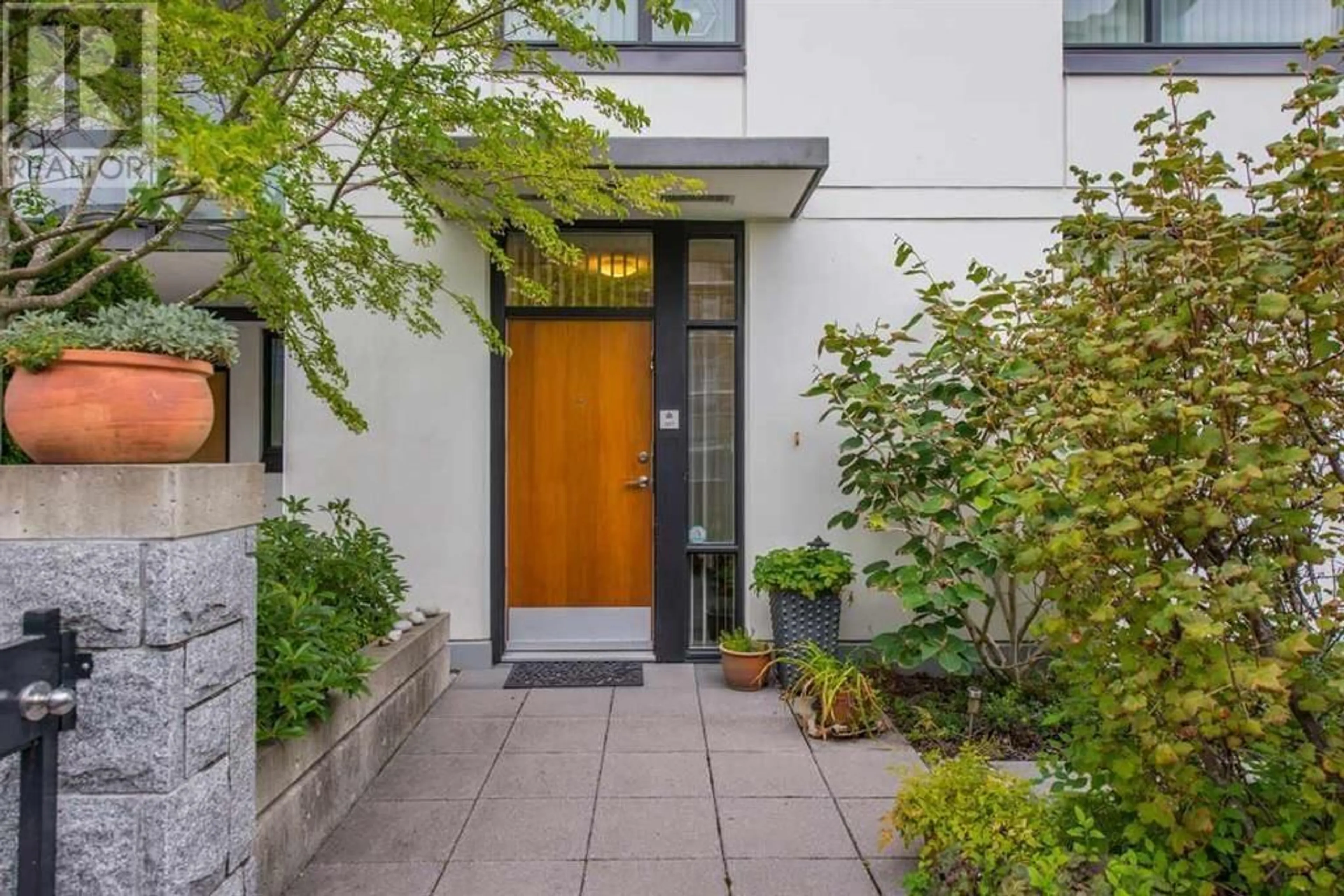 Indoor entryway for 107 6018 IONA DRIVE, Vancouver British Columbia V6T2L1